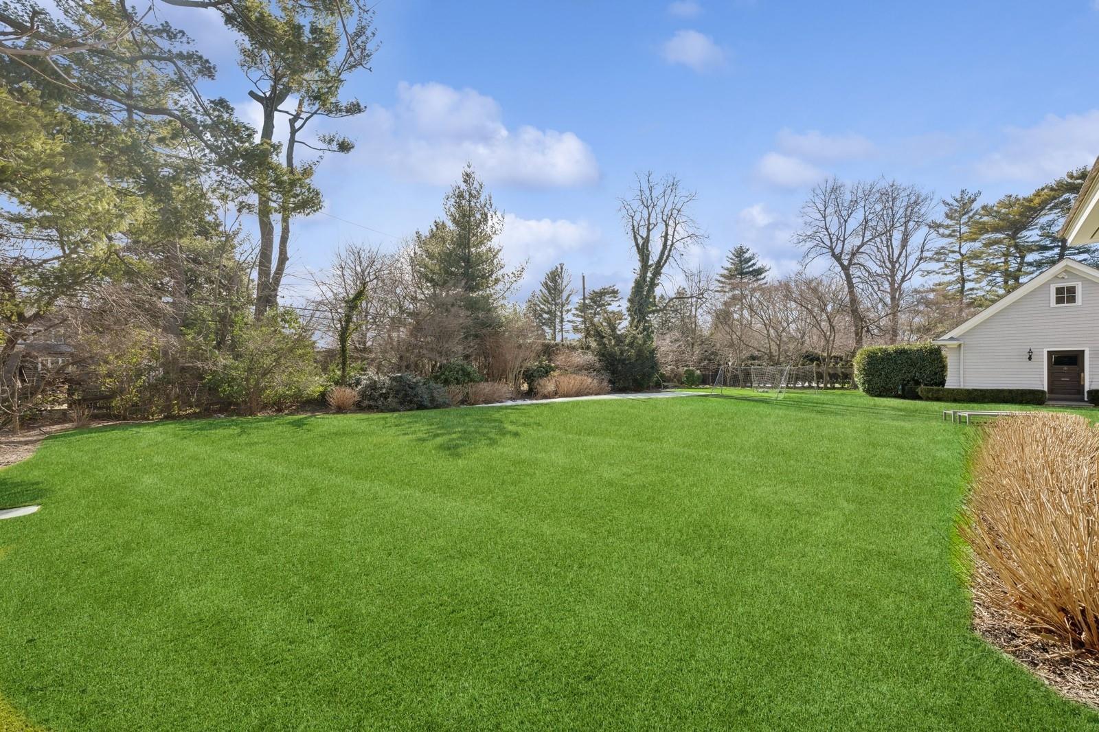 Single Family 4th  Nassau County, NY 11530, MLS-852820-44