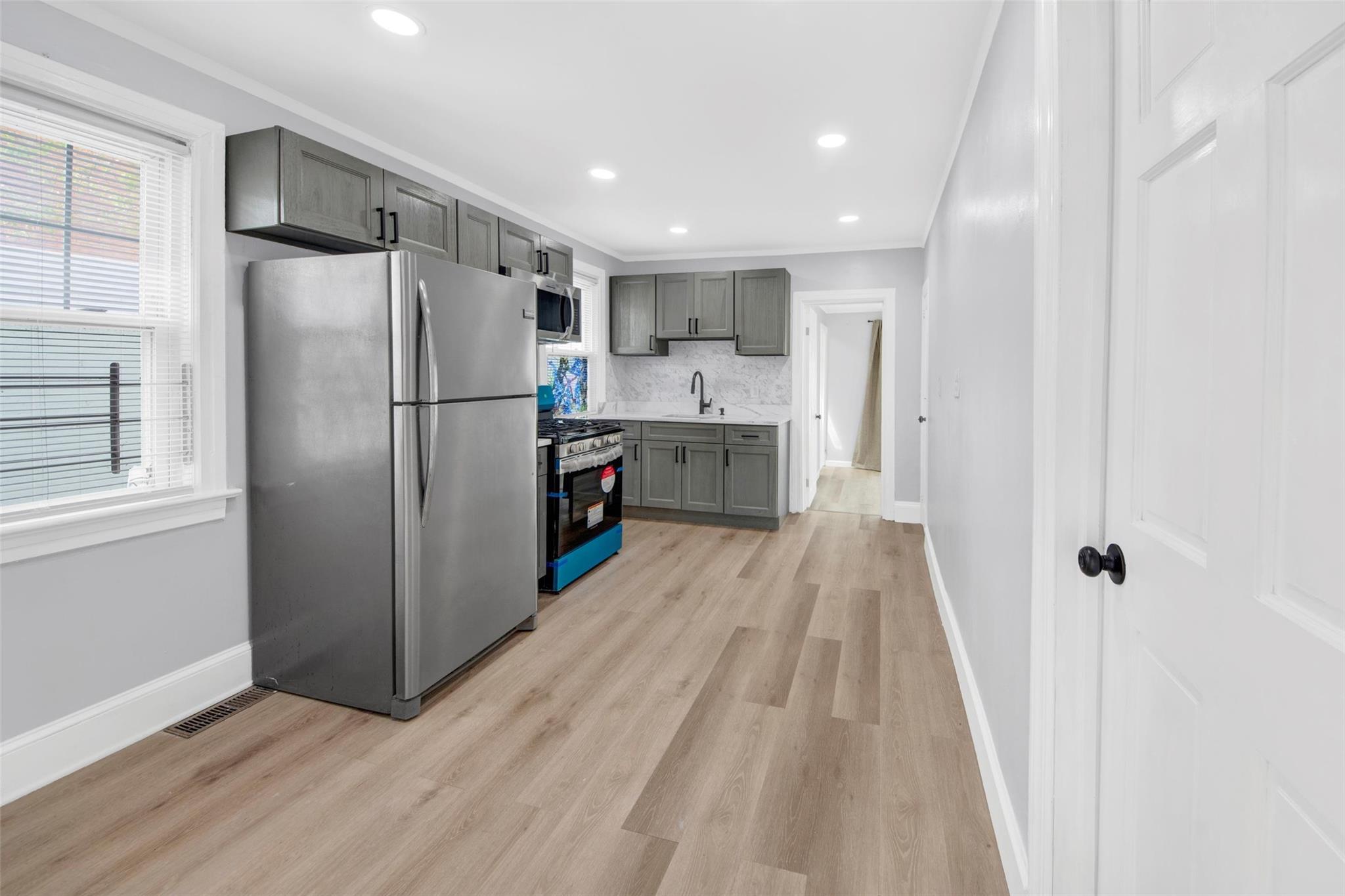 Single Family Allerton  Bronx, NY 10469, MLS-852824-5