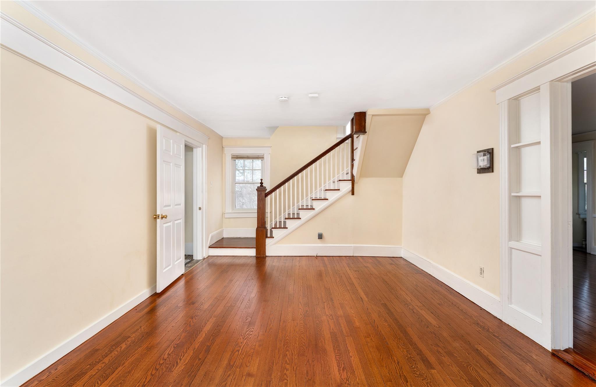 Single Family Roanoke  Suffolk County, NY 11901, MLS-852836-5