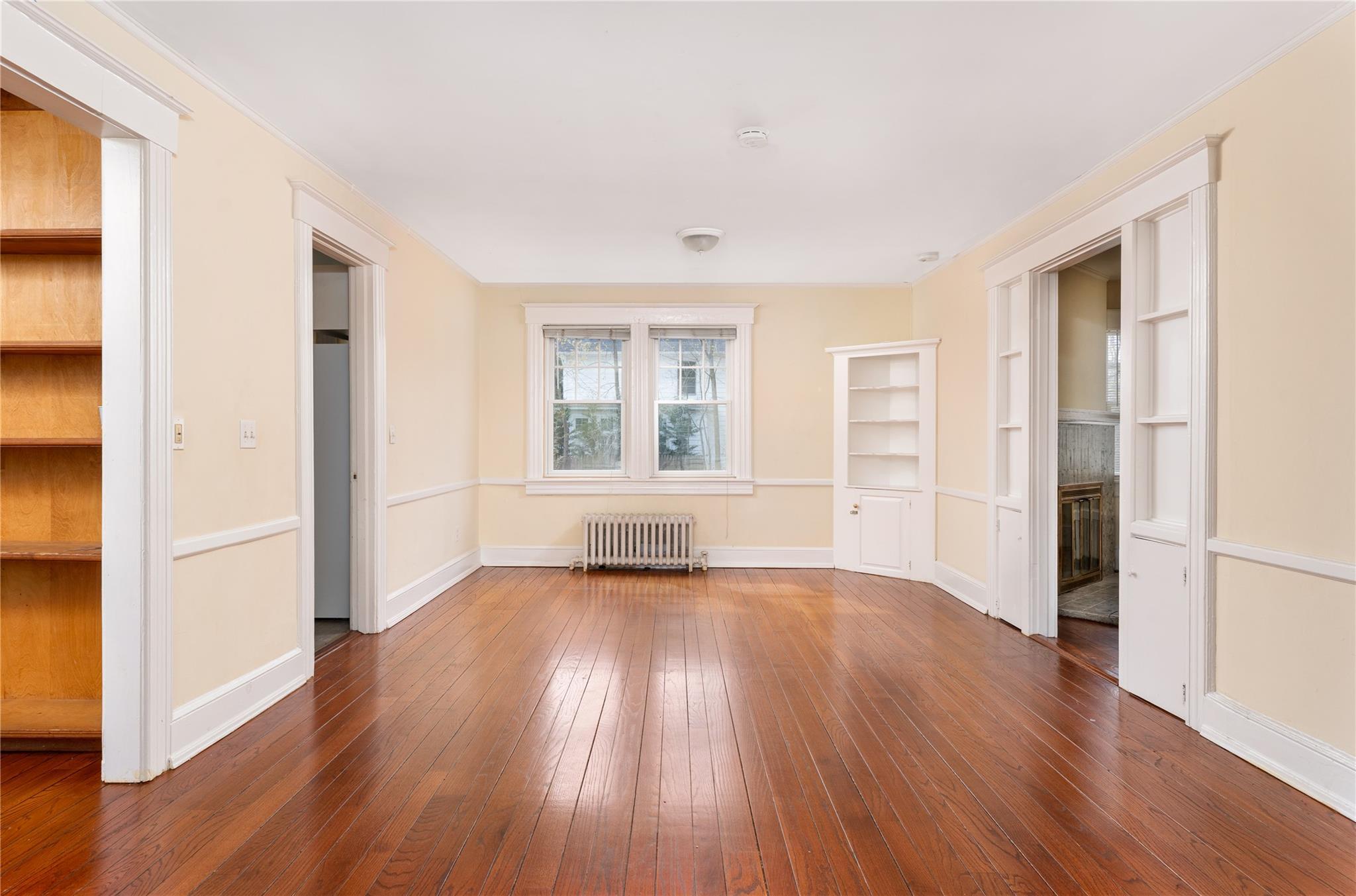 Single Family Roanoke  Suffolk County, NY 11901, MLS-852836-6