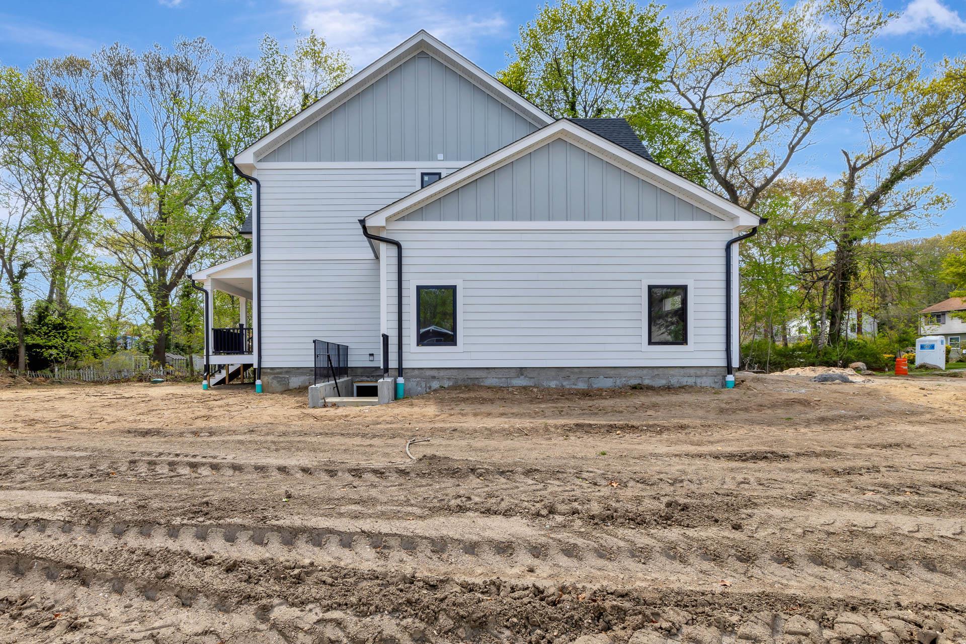 Single Family Grove  Suffolk County, NY 11780, MLS-852840-45