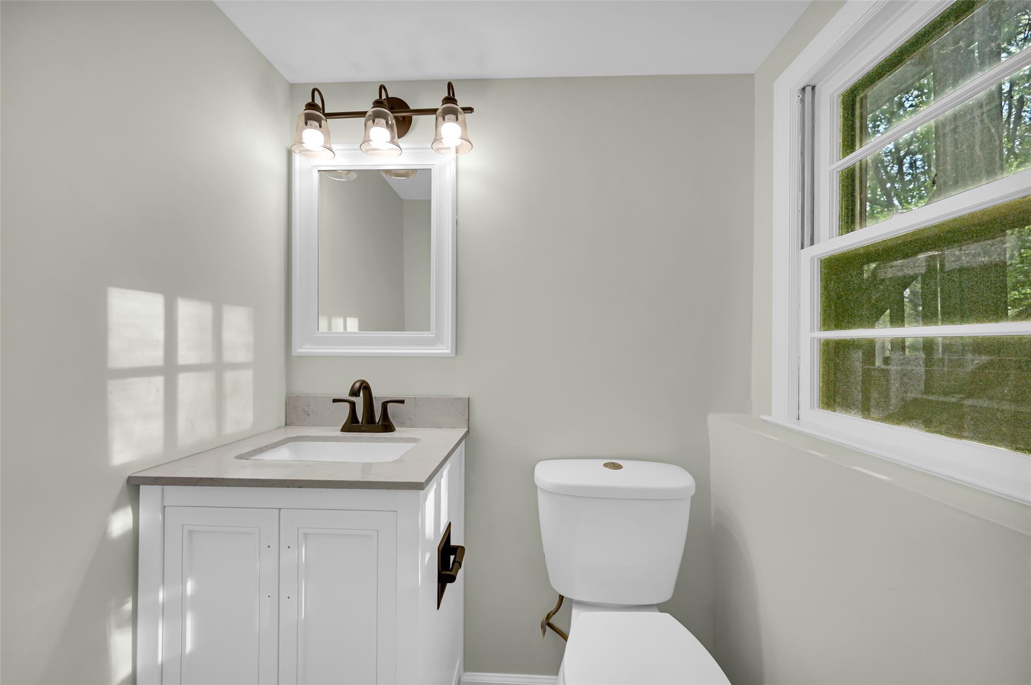 Single Family White Oak Ln  Rockland County, NY 10954, MLS-852841-20