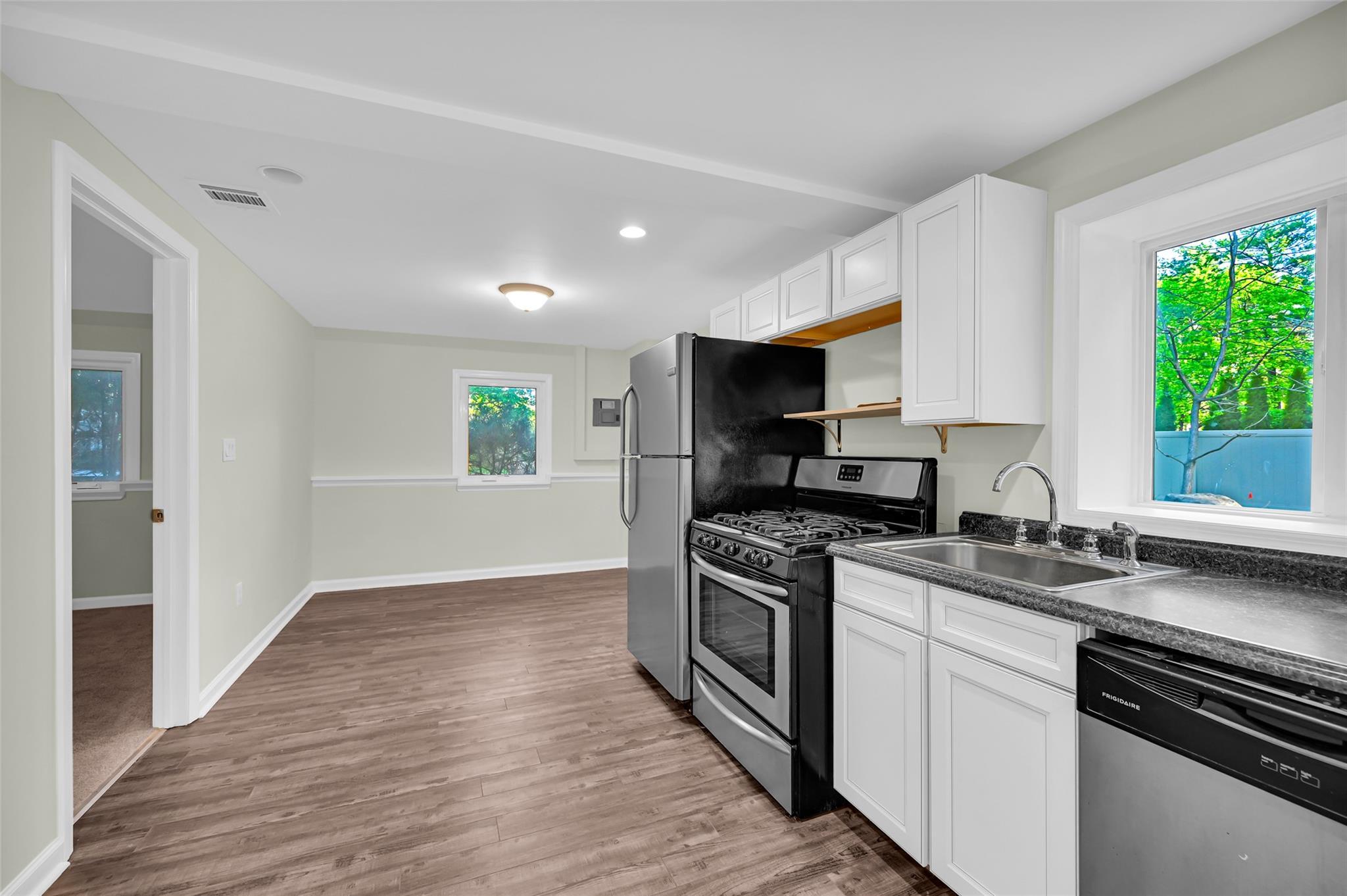 Single Family White Oak Ln  Rockland County, NY 10954, MLS-852841-26