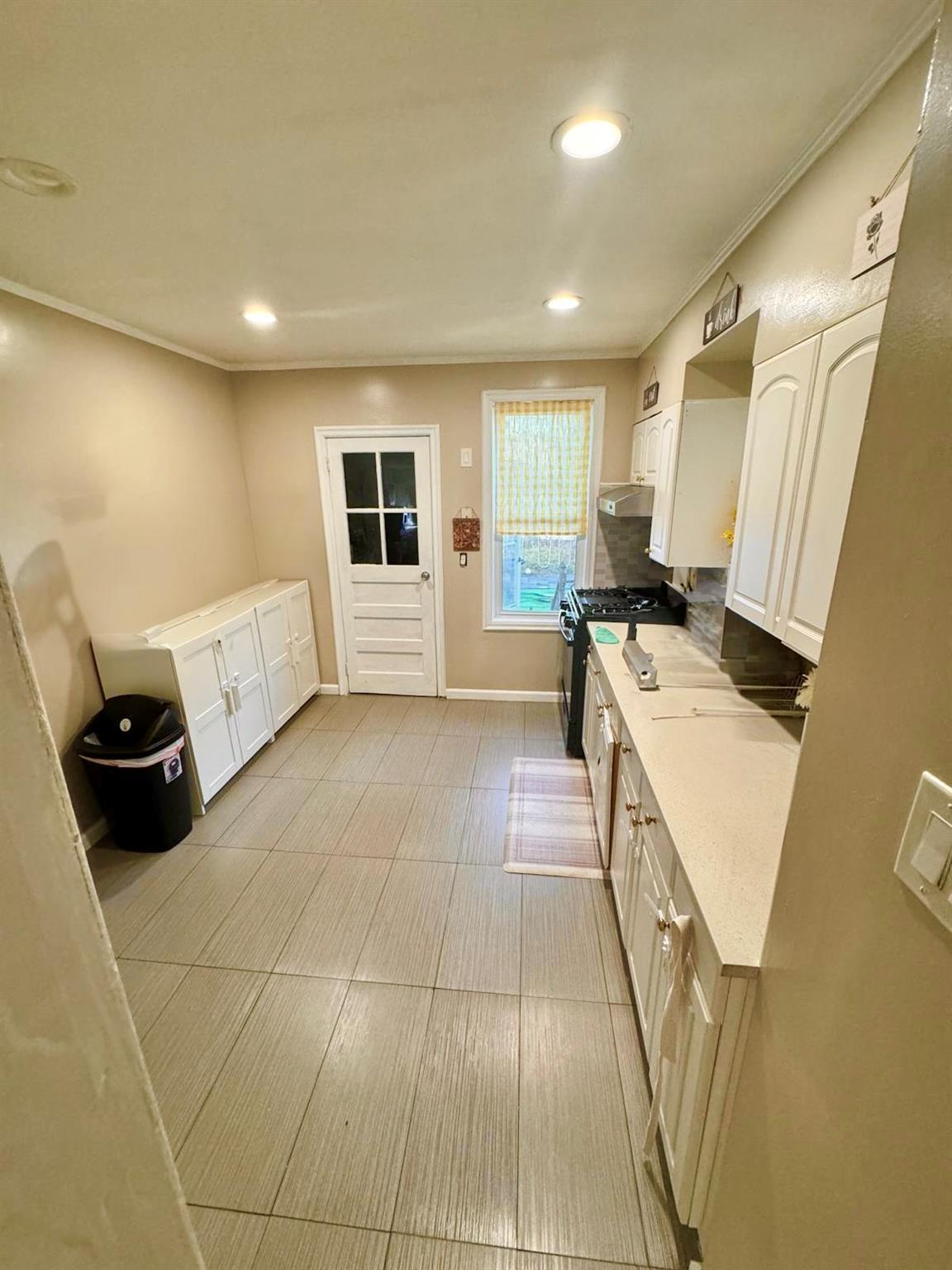 Single Family 80th St  Queens, NY 11421, MLS-852850-10
