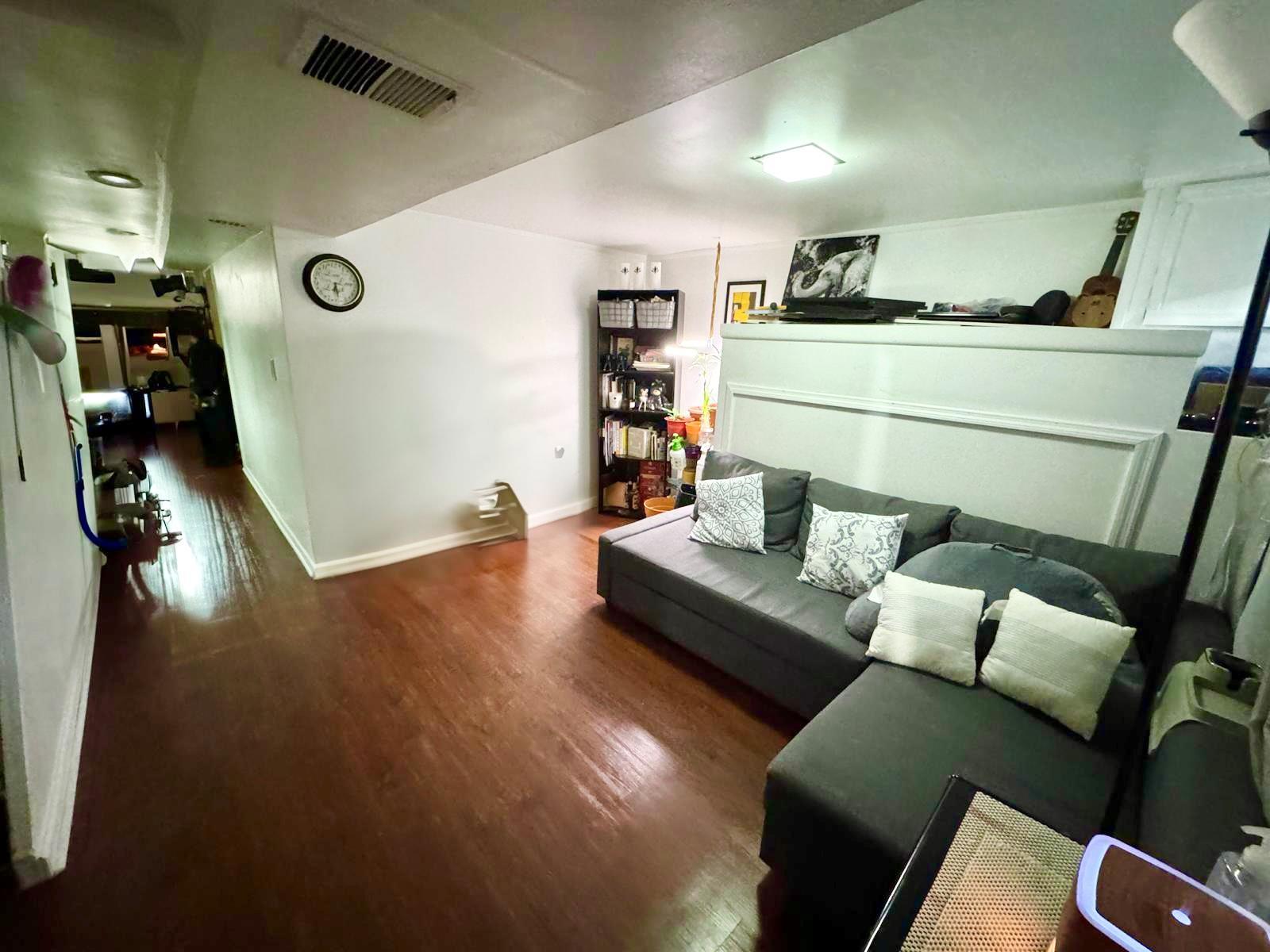 Single Family 80th St  Queens, NY 11421, MLS-852850-12