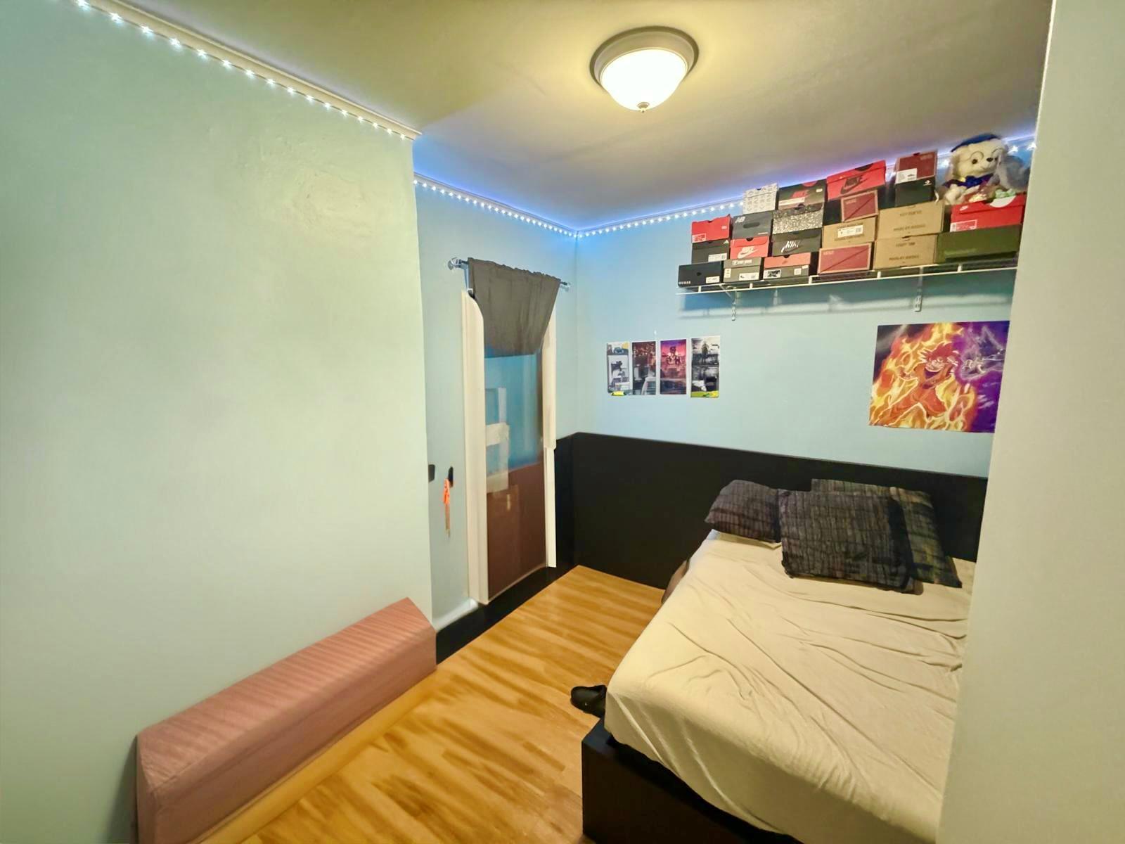 Single Family 80th St  Queens, NY 11421, MLS-852850-5