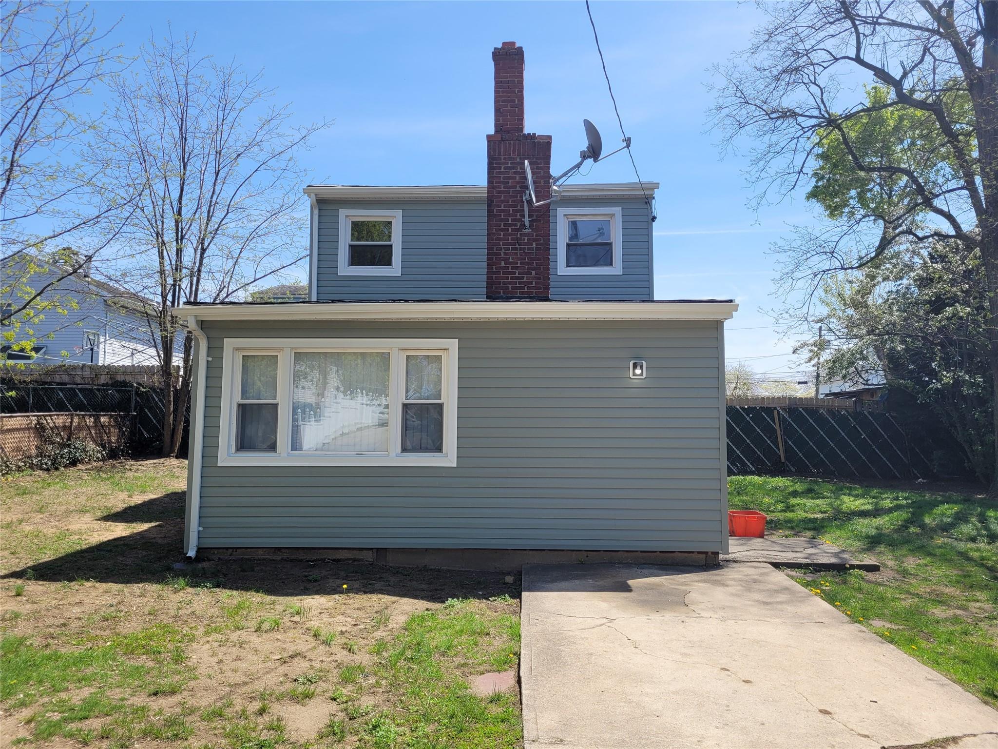 Single Family Louis  Nassau County, NY 11003, MLS-852863-4