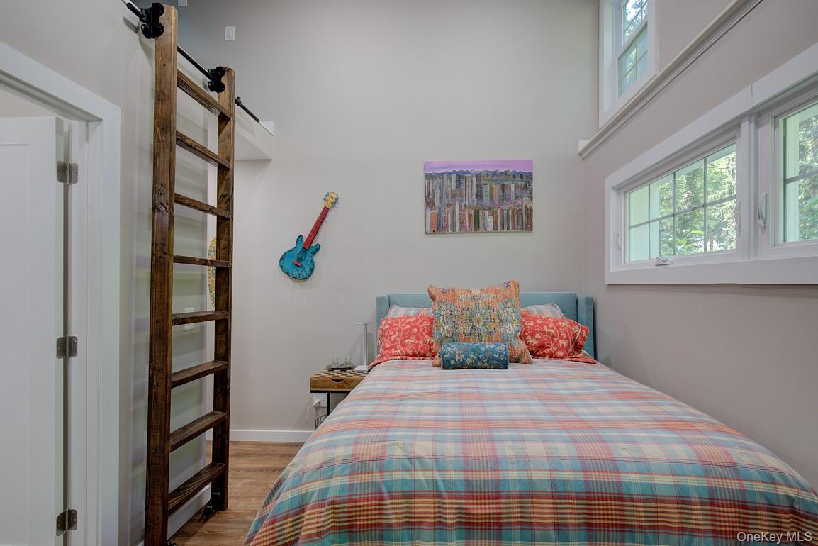 Single Family Spring Hollow Suffolk County, NY 11721, MLS-852872-29