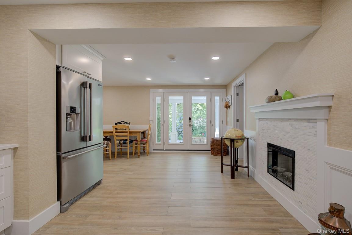 Single Family Spring Hollow Suffolk County, NY 11721, MLS-852872-38