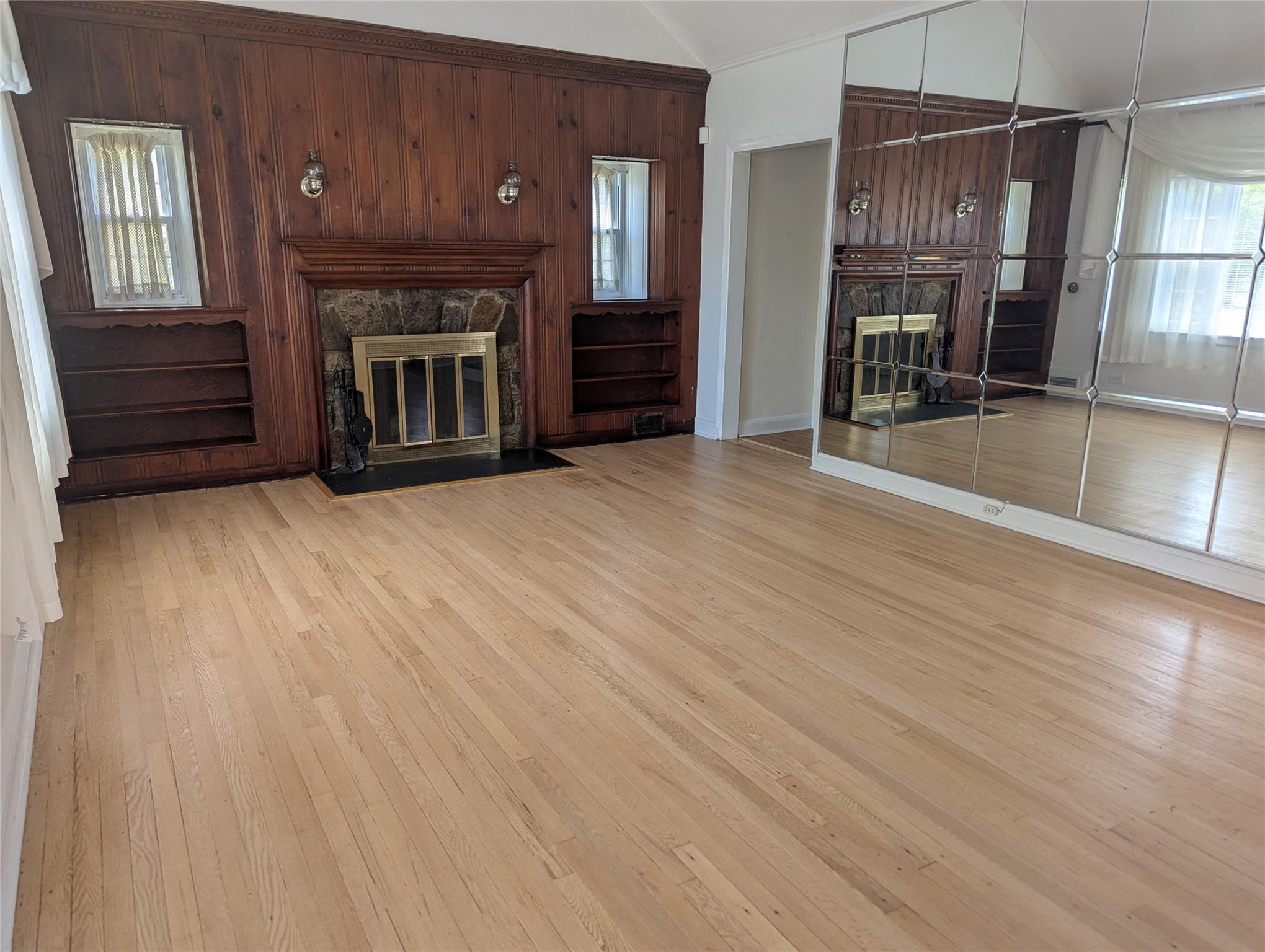 Single Family Regent  Westchester County, NY 10710, MLS-852890-2