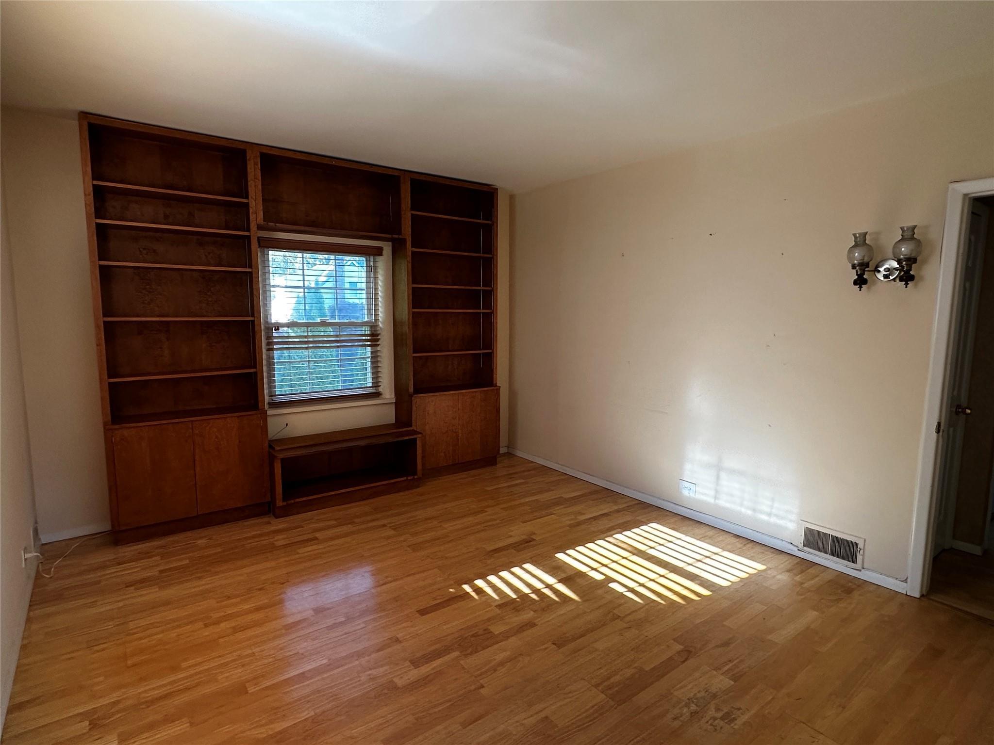 Single Family Regent  Westchester County, NY 10710, MLS-852890-30