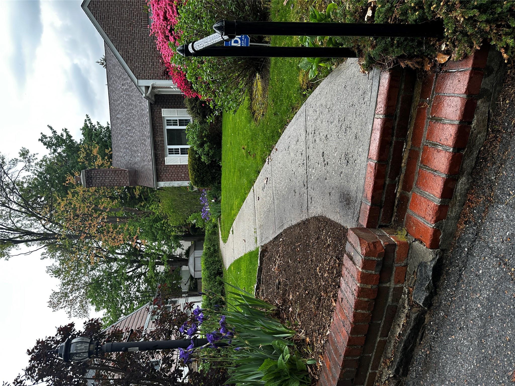 Single Family Regent  Westchester County, NY 10710, MLS-852890-41
