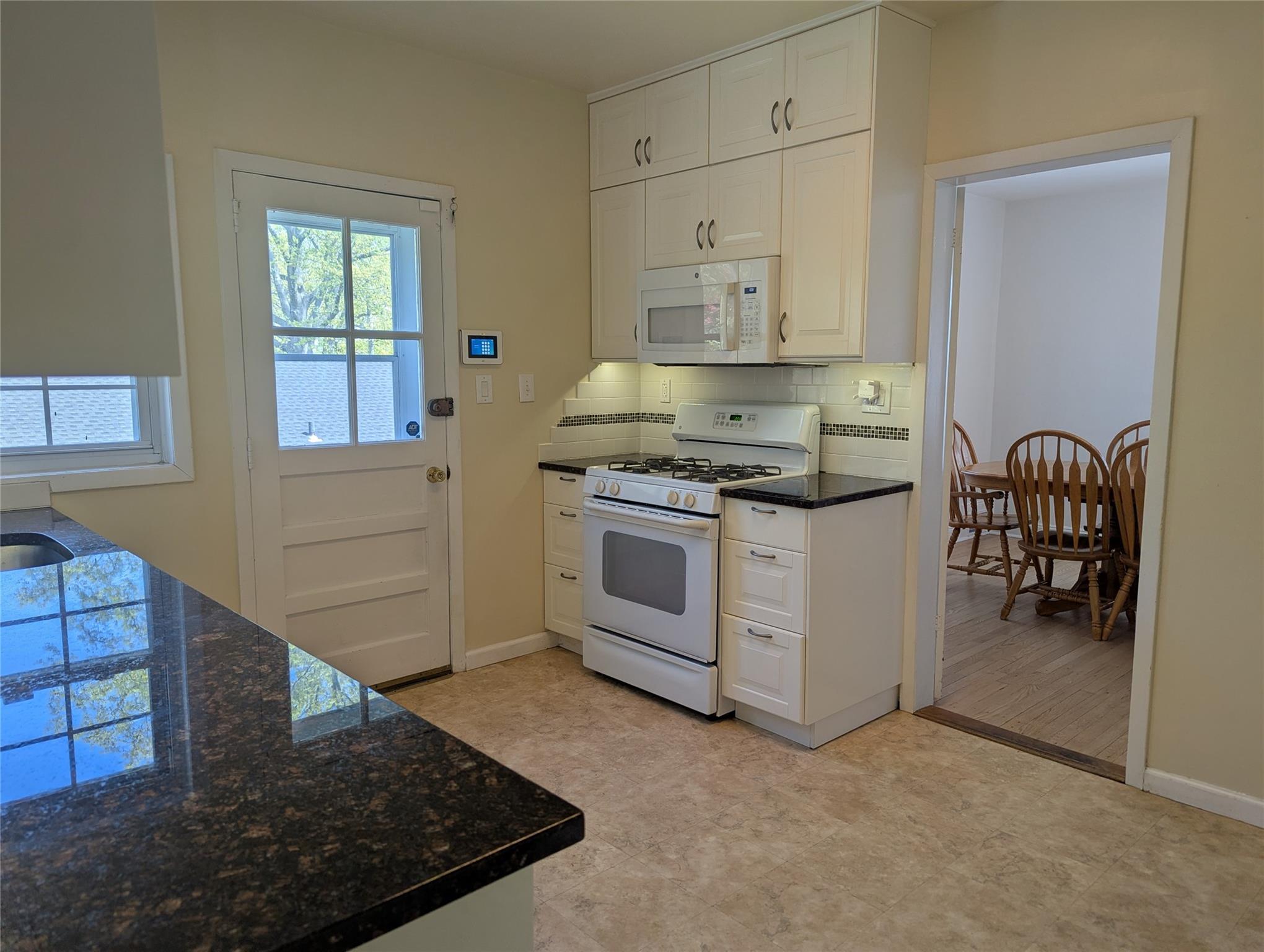 Single Family Regent  Westchester County, NY 10710, MLS-852890-6