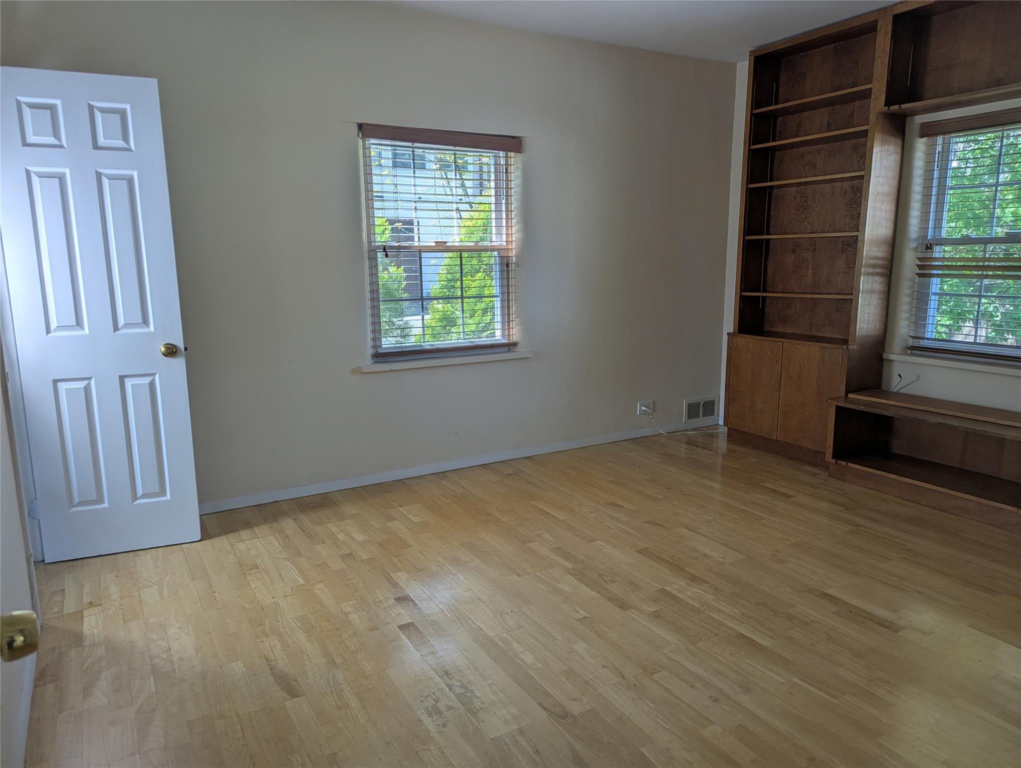 Single Family Regent  Westchester County, NY 10710, MLS-852890-8