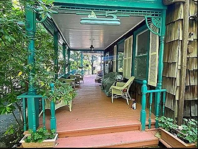 Single Family Forkland  Westchester County, NY 10522, MLS-852902-2