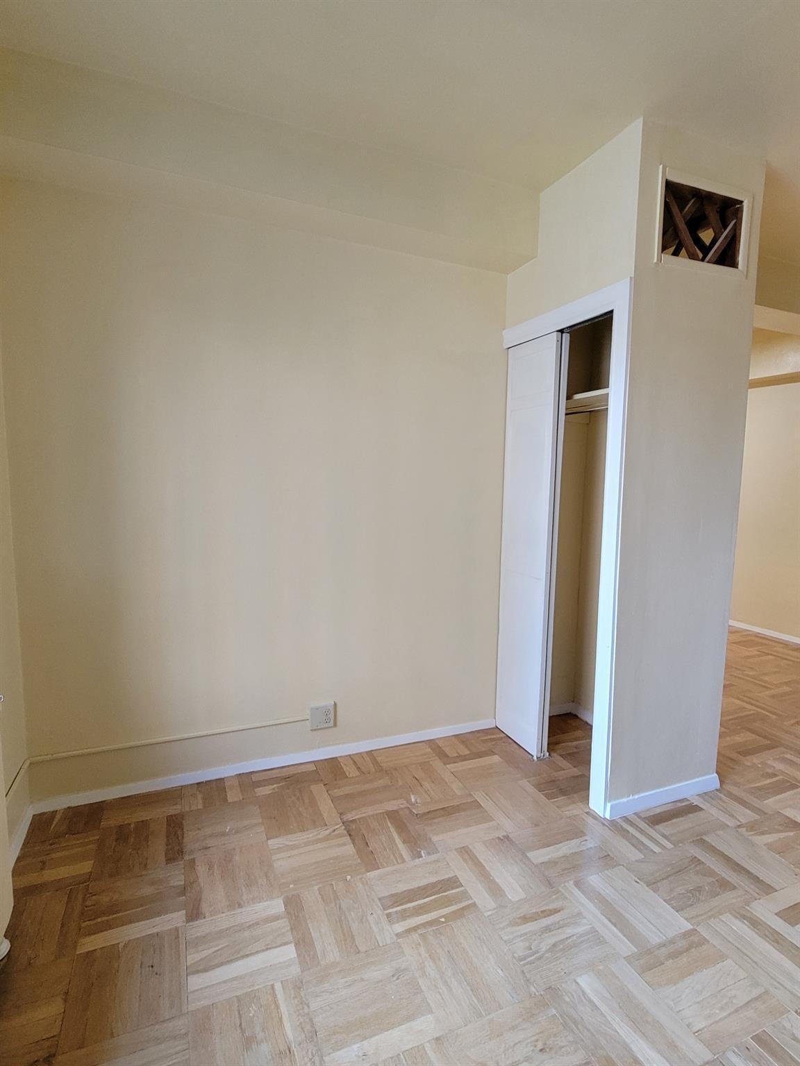 Condo Metropolitan  Bronx, NY 10462, MLS-852906-13