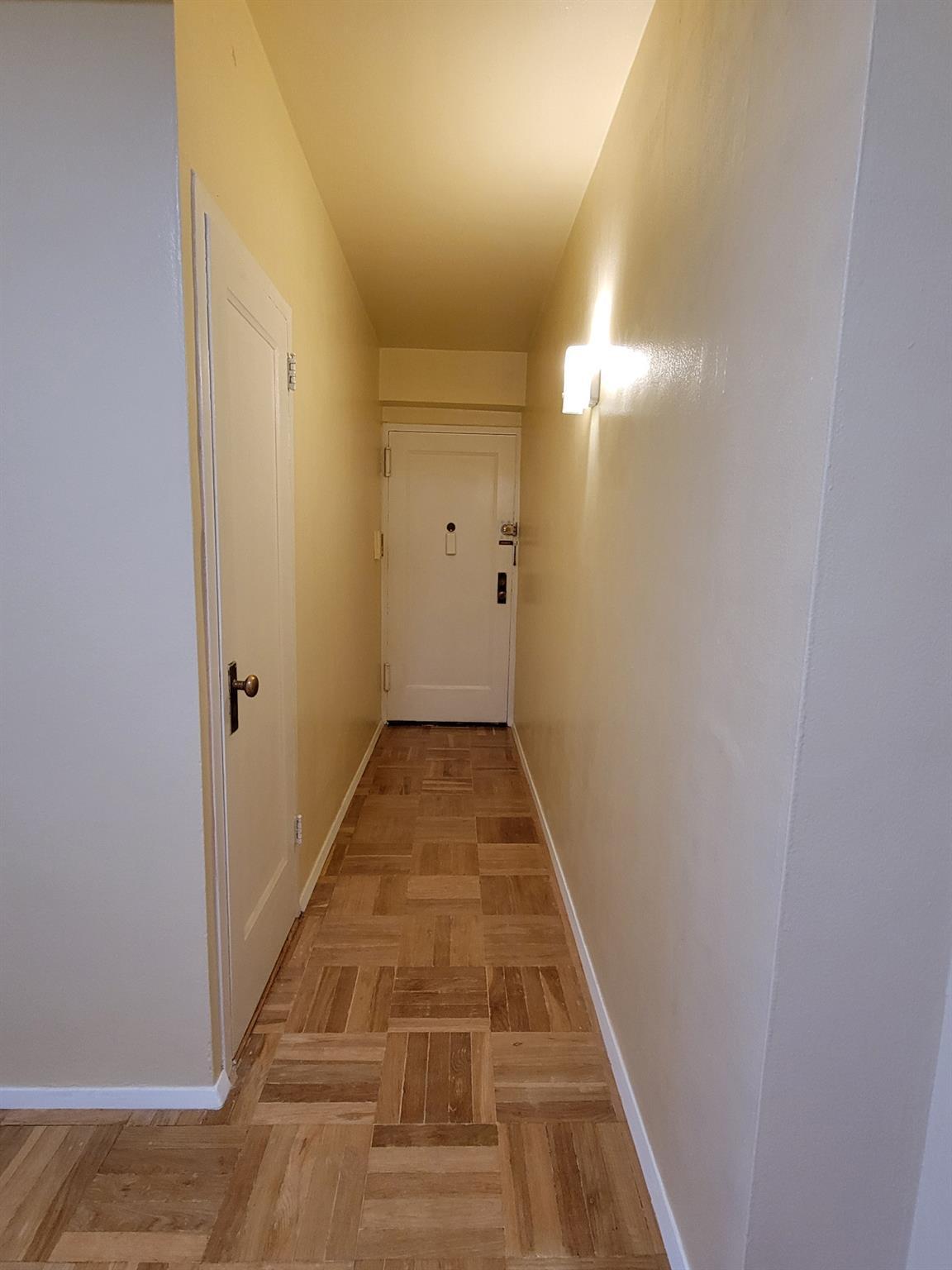Condo Metropolitan  Bronx, NY 10462, MLS-852906-23