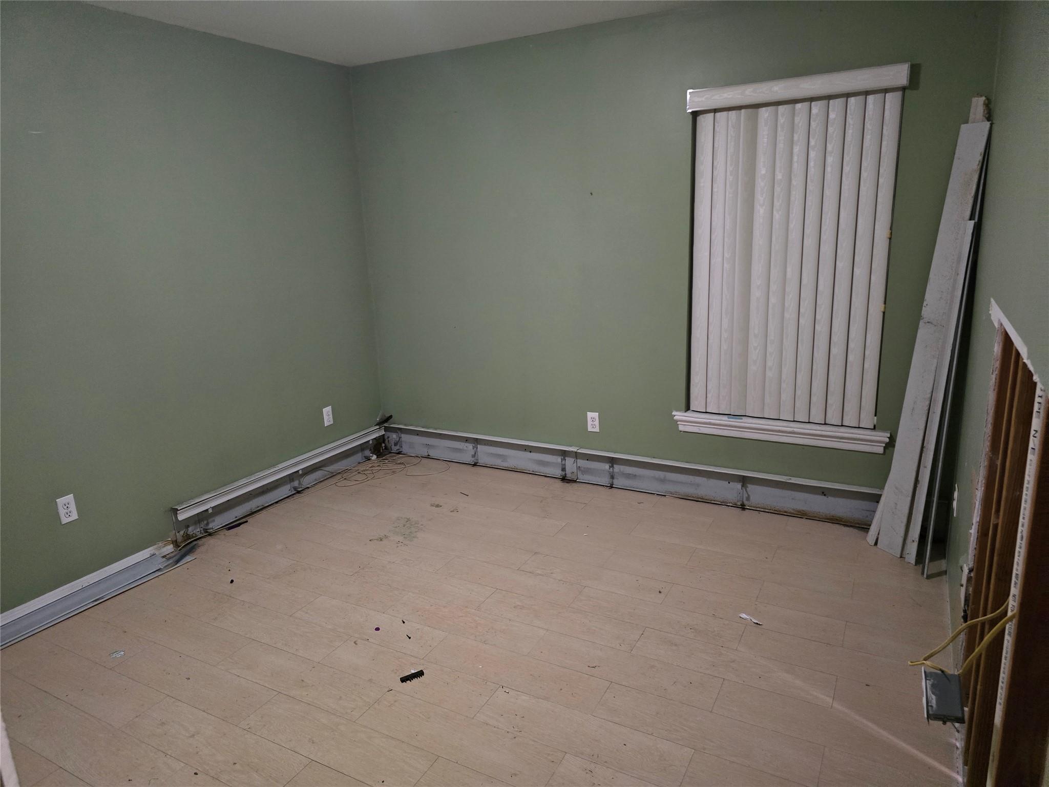Single Family Brefni  Suffolk County, NY 11701, MLS-852932-11