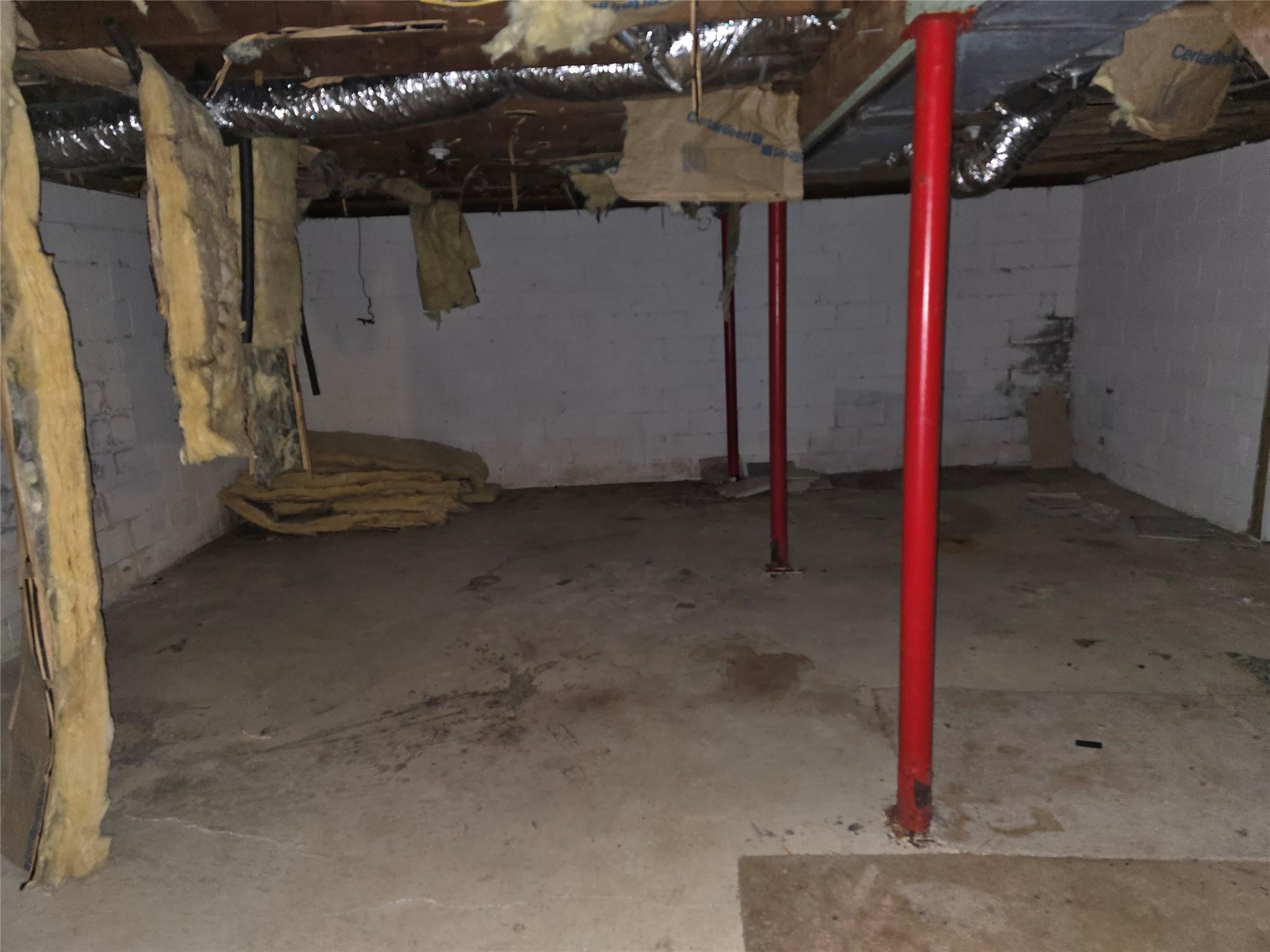 Single Family Brefni  Suffolk County, NY 11701, MLS-852932-25