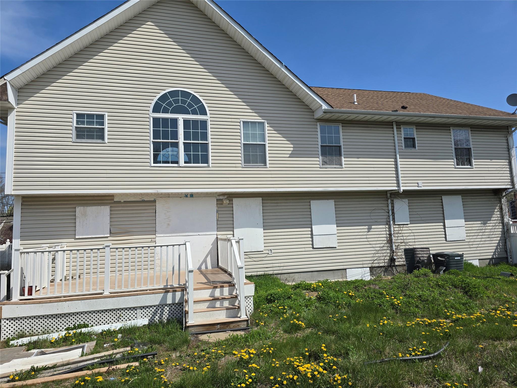 Single Family Brefni  Suffolk County, NY 11701, MLS-852932-3