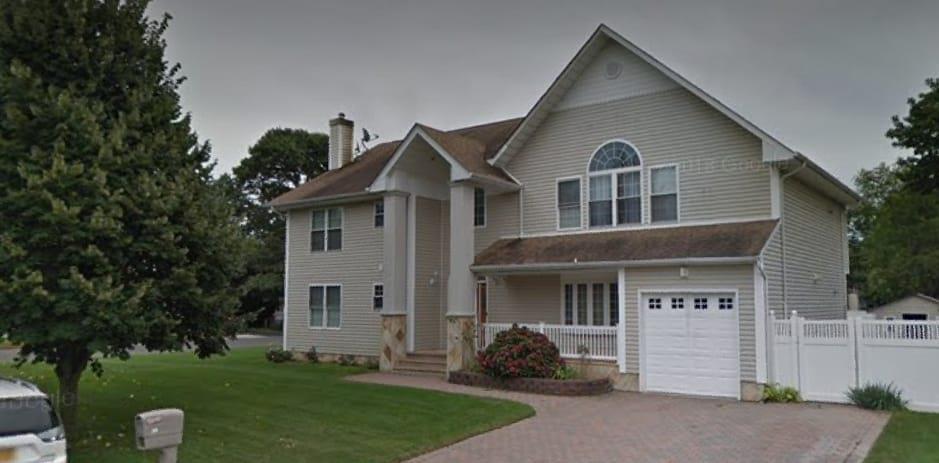 Single Family Brefni  Suffolk County, NY 11701, MLS-852932-30