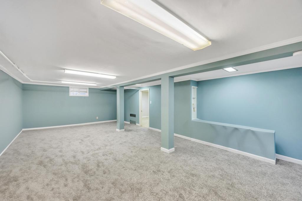 Single Family Saddle Rock  Nassau County, NY 11581, MLS-852952-26