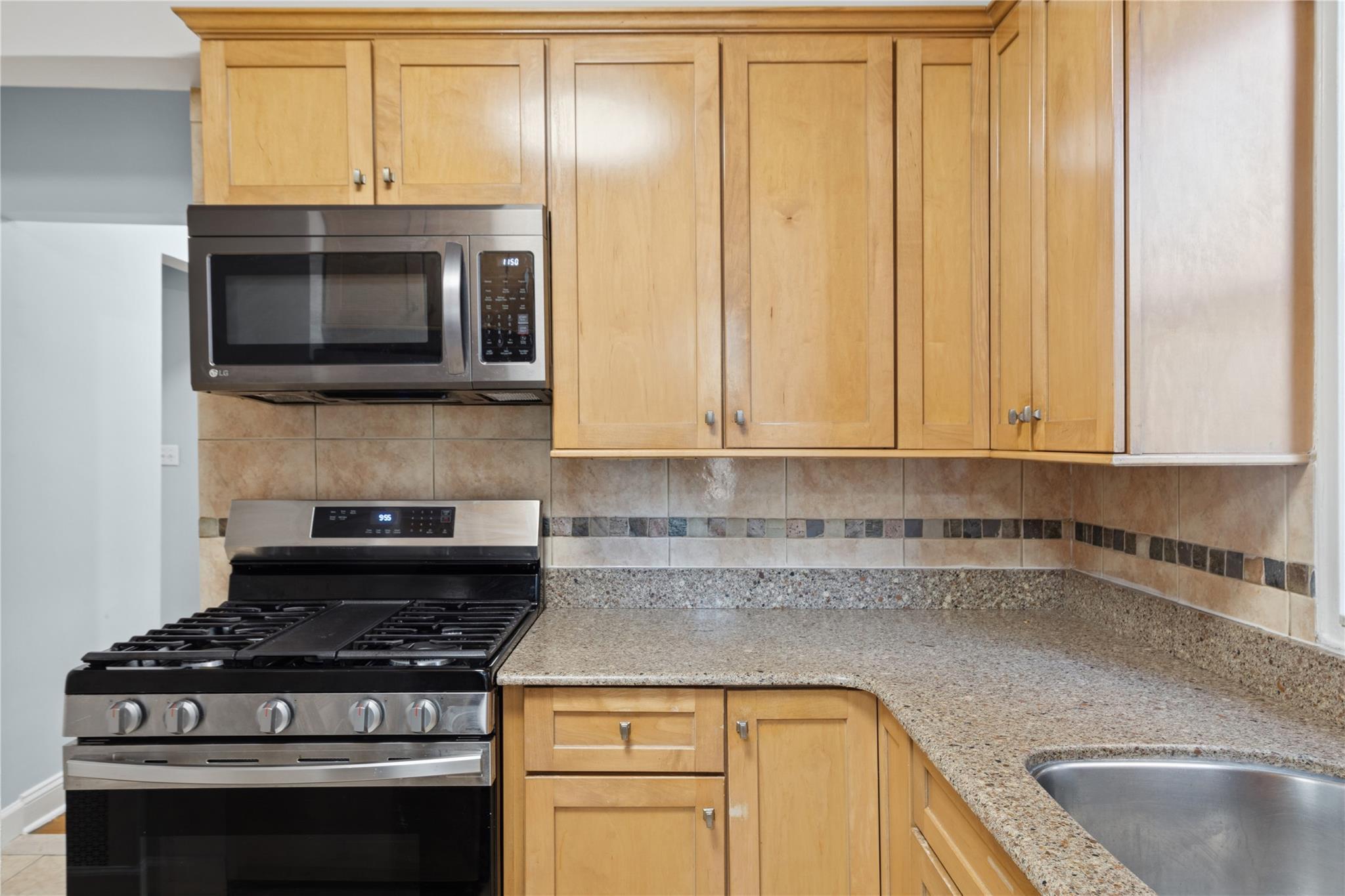 Apartment 55th  Queens, NY 11373, MLS-852962-7