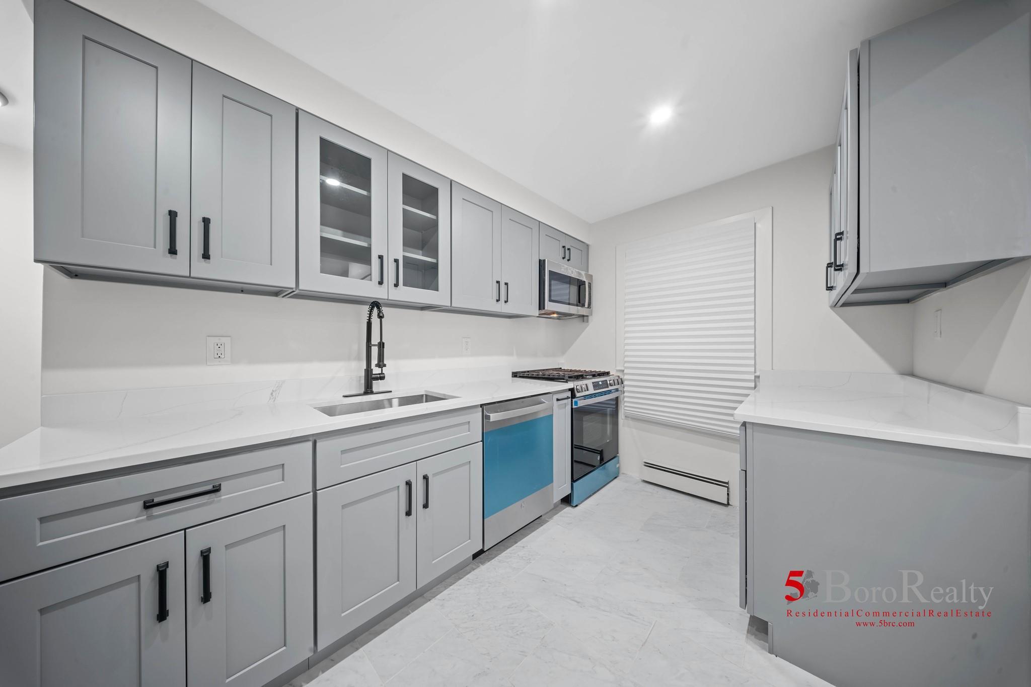 Single Family 249th  Queens, NY 11422, MLS-852965-11