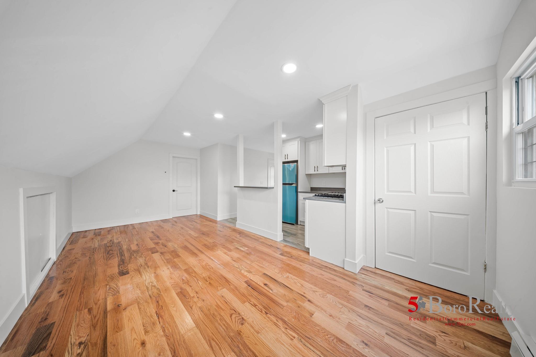 Single Family 249th  Queens, NY 11422, MLS-852965-17