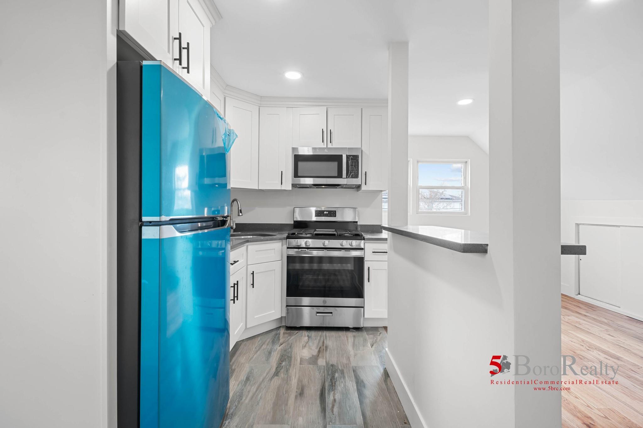 Single Family 249th  Queens, NY 11422, MLS-852965-22