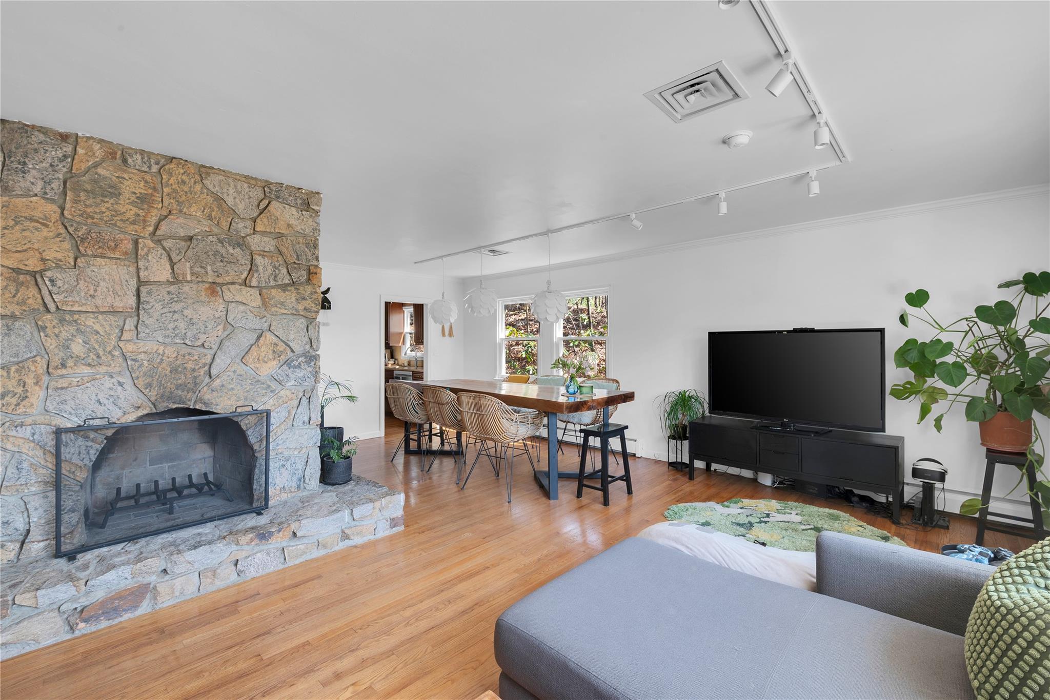 Single Family Seneca  Westchester County, NY 10570, MLS-852970-4