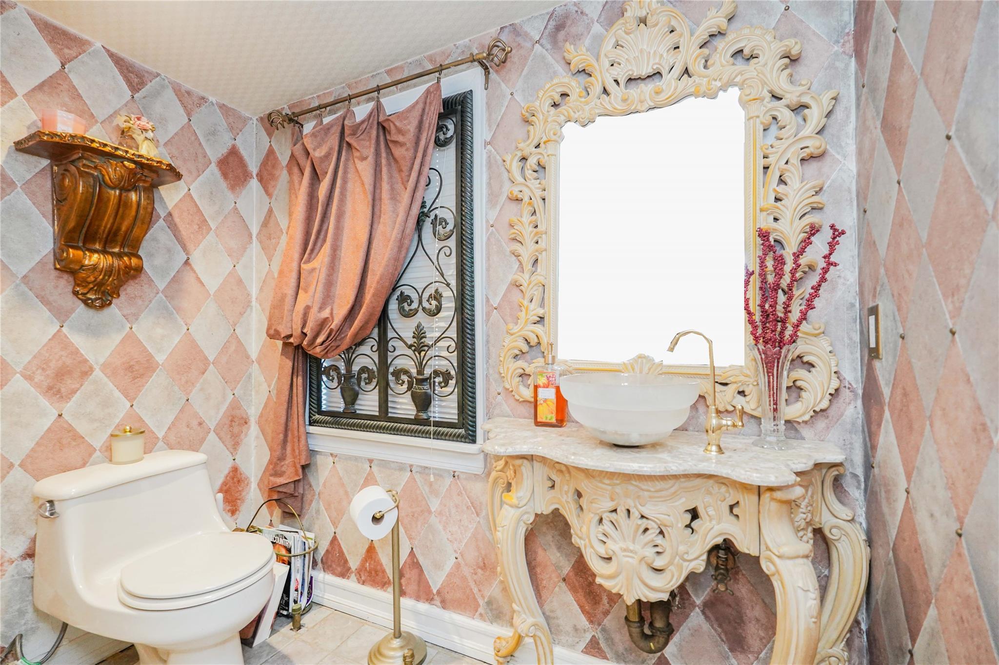 Single Family Forest  Staten Island, NY 10304, MLS-852971-19