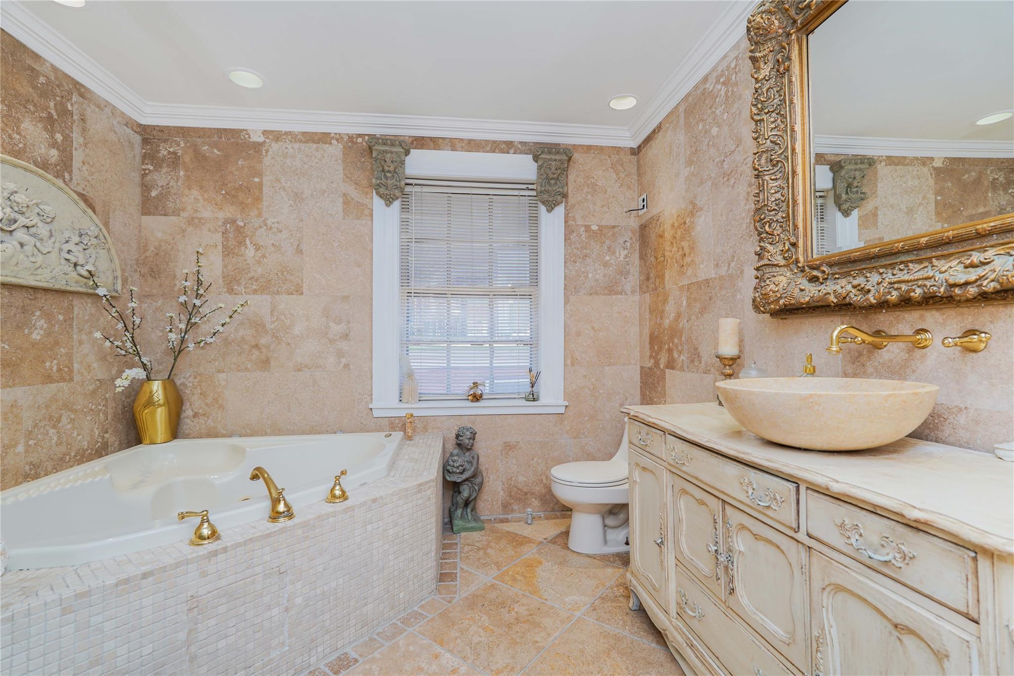 Single Family Forest  Staten Island, NY 10304, MLS-852971-37