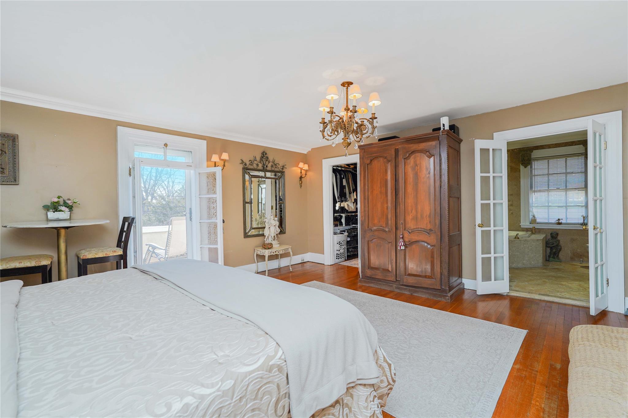Single Family Forest  Staten Island, NY 10304, MLS-852971-40
