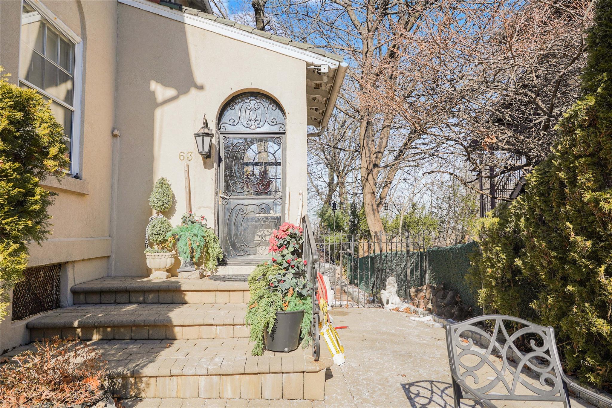 Single Family Forest  Staten Island, NY 10304, MLS-852971-44