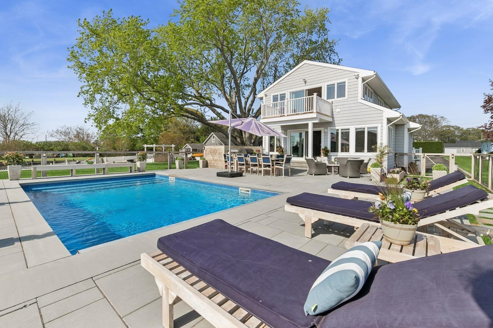 Single Family Beach  Suffolk County, NY 11931, MLS-852976-2