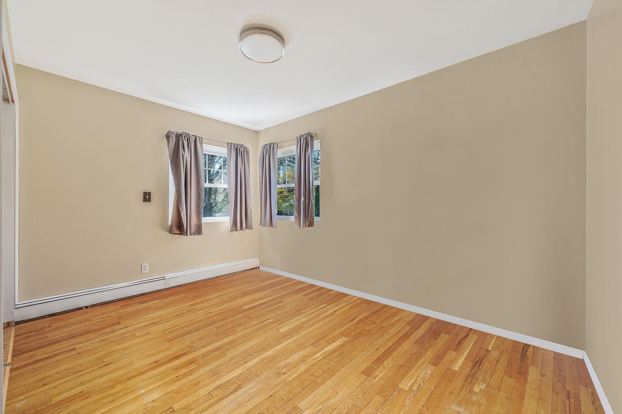 Single Family Union  Suffolk County, NY 11706, MLS-853000-9