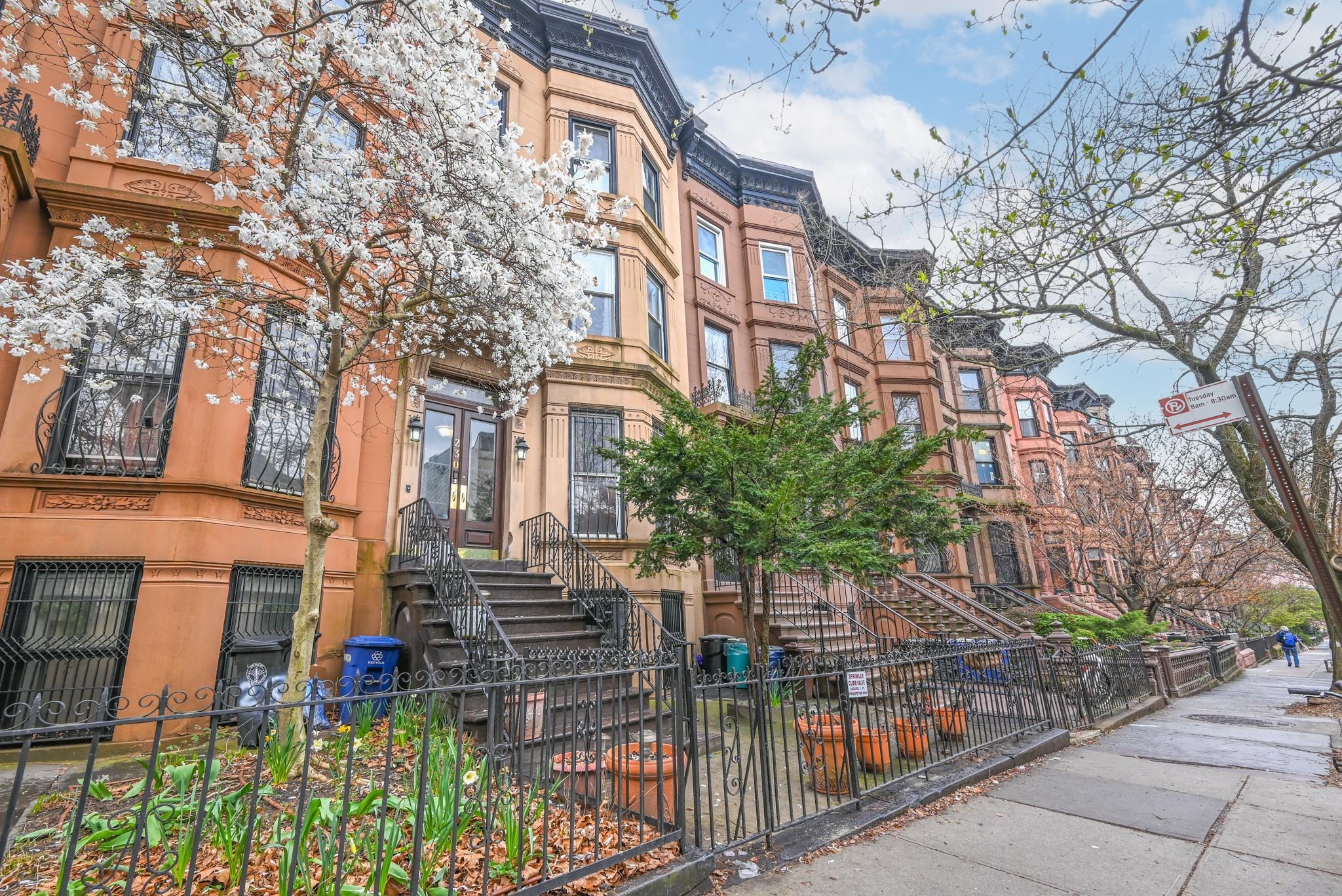 Single Family St Johns Plc  Brooklyn, NY 11217, MLS-853012-2