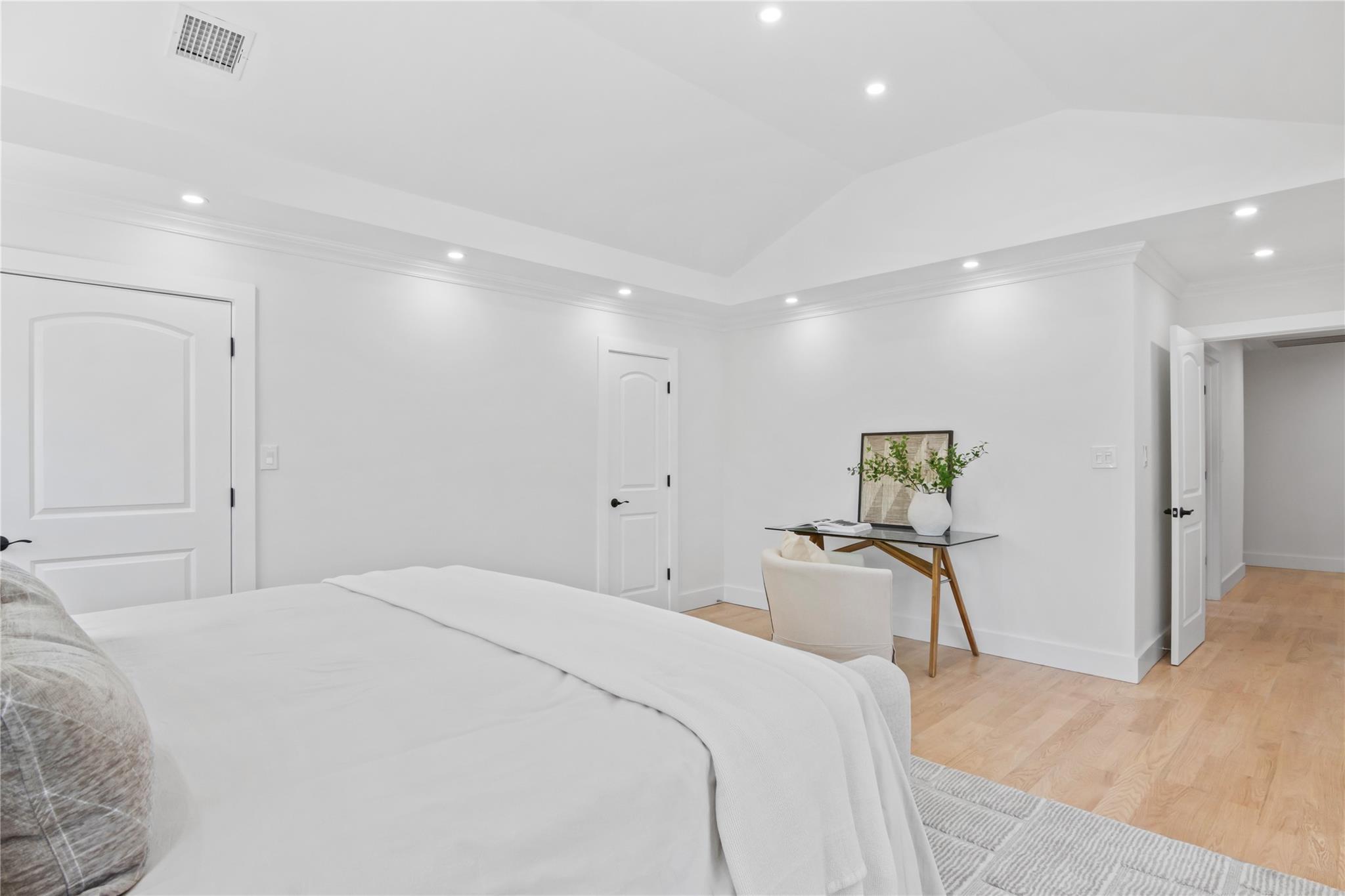 Single Family Breezy Hill  Suffolk County, NY 11768, MLS-853022-21