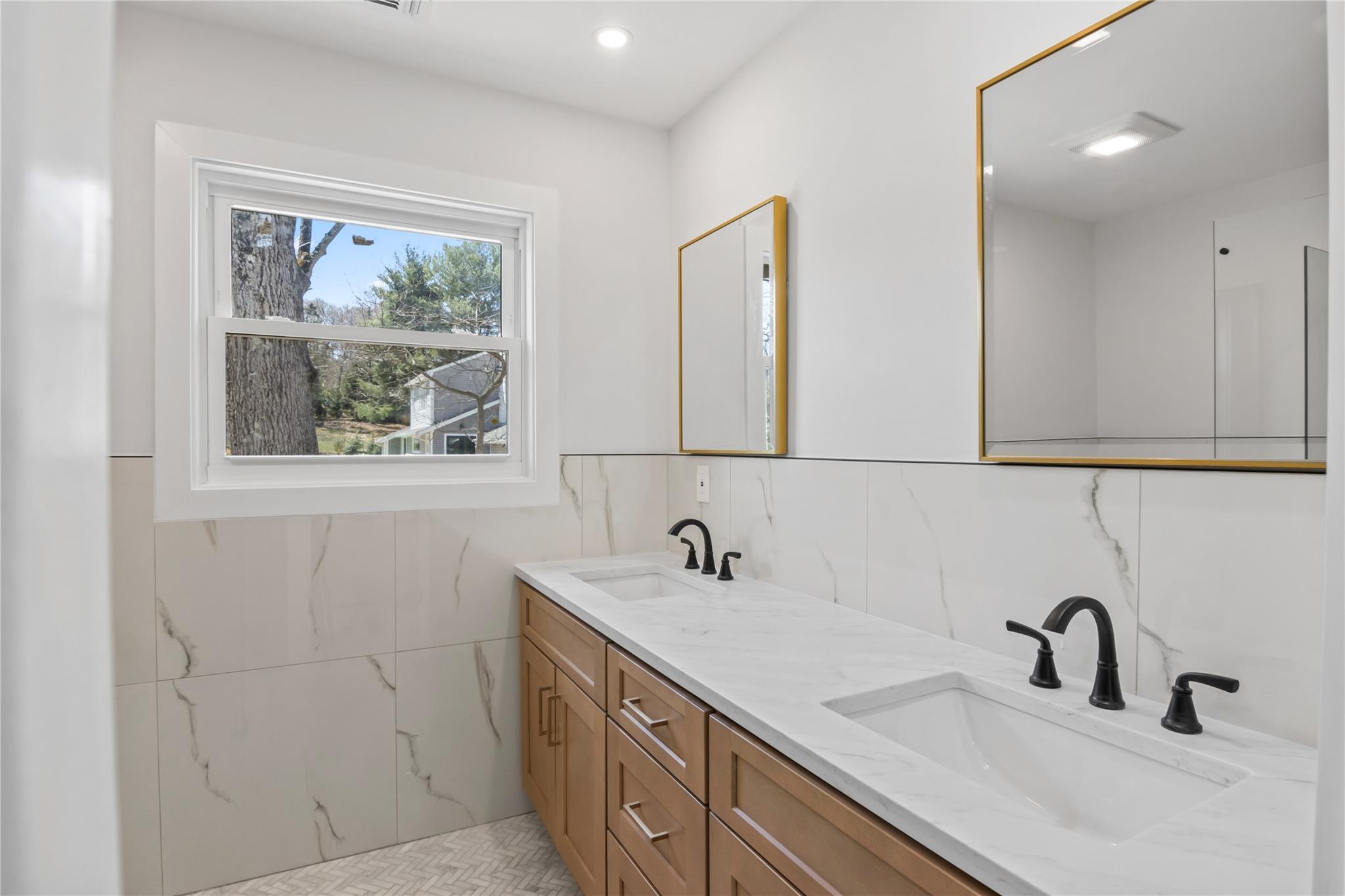 Single Family Breezy Hill  Suffolk County, NY 11768, MLS-853022-22