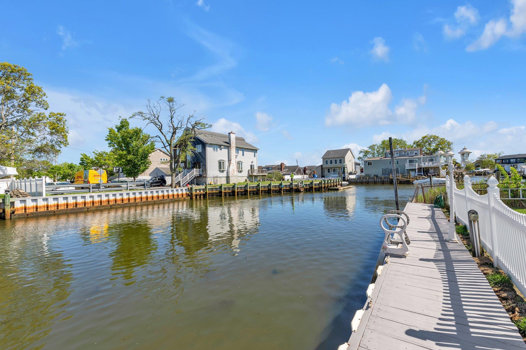 Single Family Riverside  Nassau County, NY 11783, MLS-853045-25