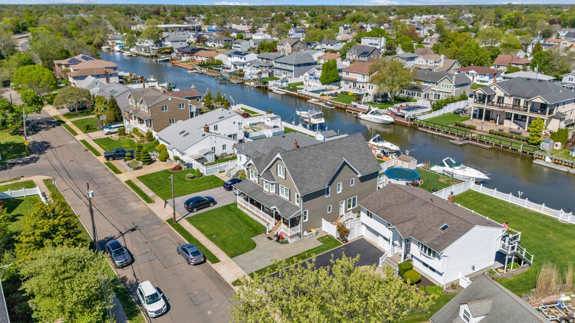 Single Family Riverside  Nassau County, NY 11783, MLS-853045-26