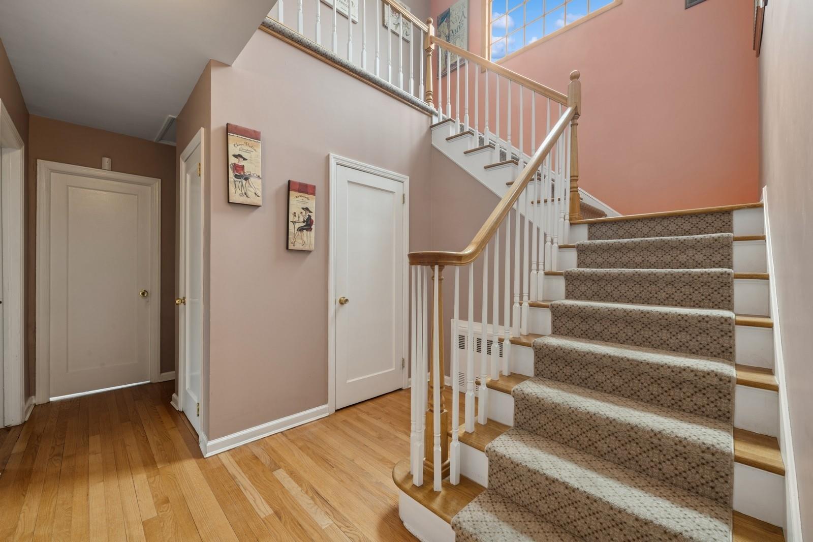 Single Family Kew  Nassau County, NY 11557, MLS-853050-15