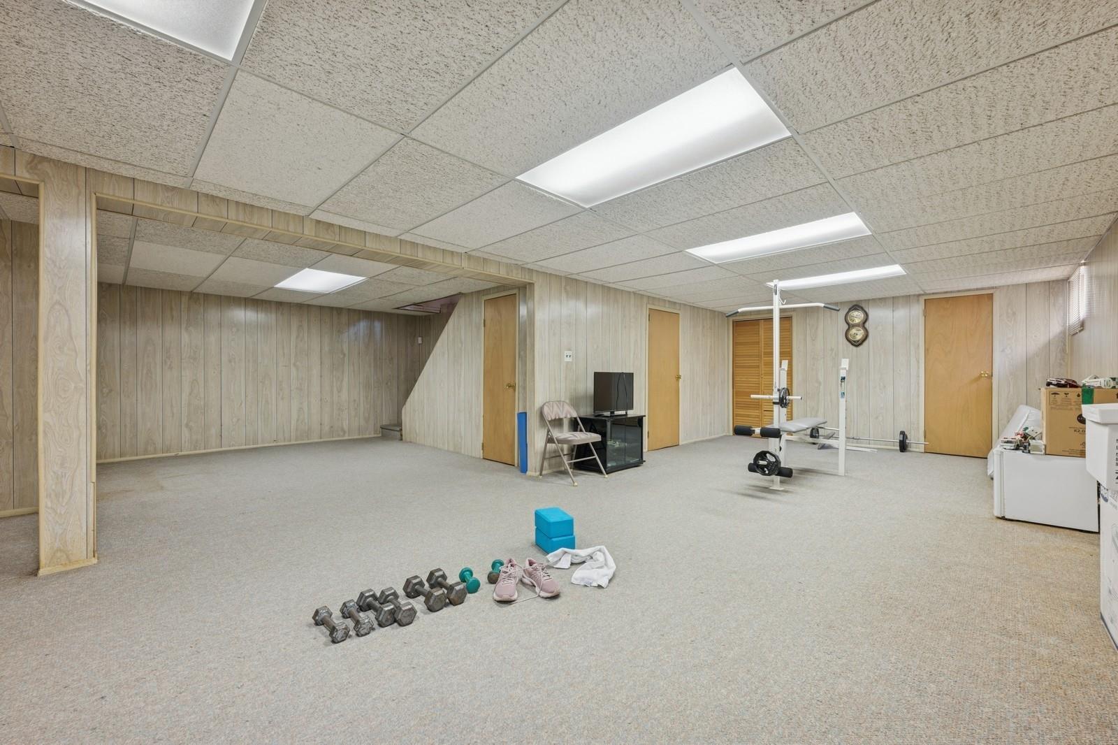 Single Family Kew  Nassau County, NY 11557, MLS-853050-21