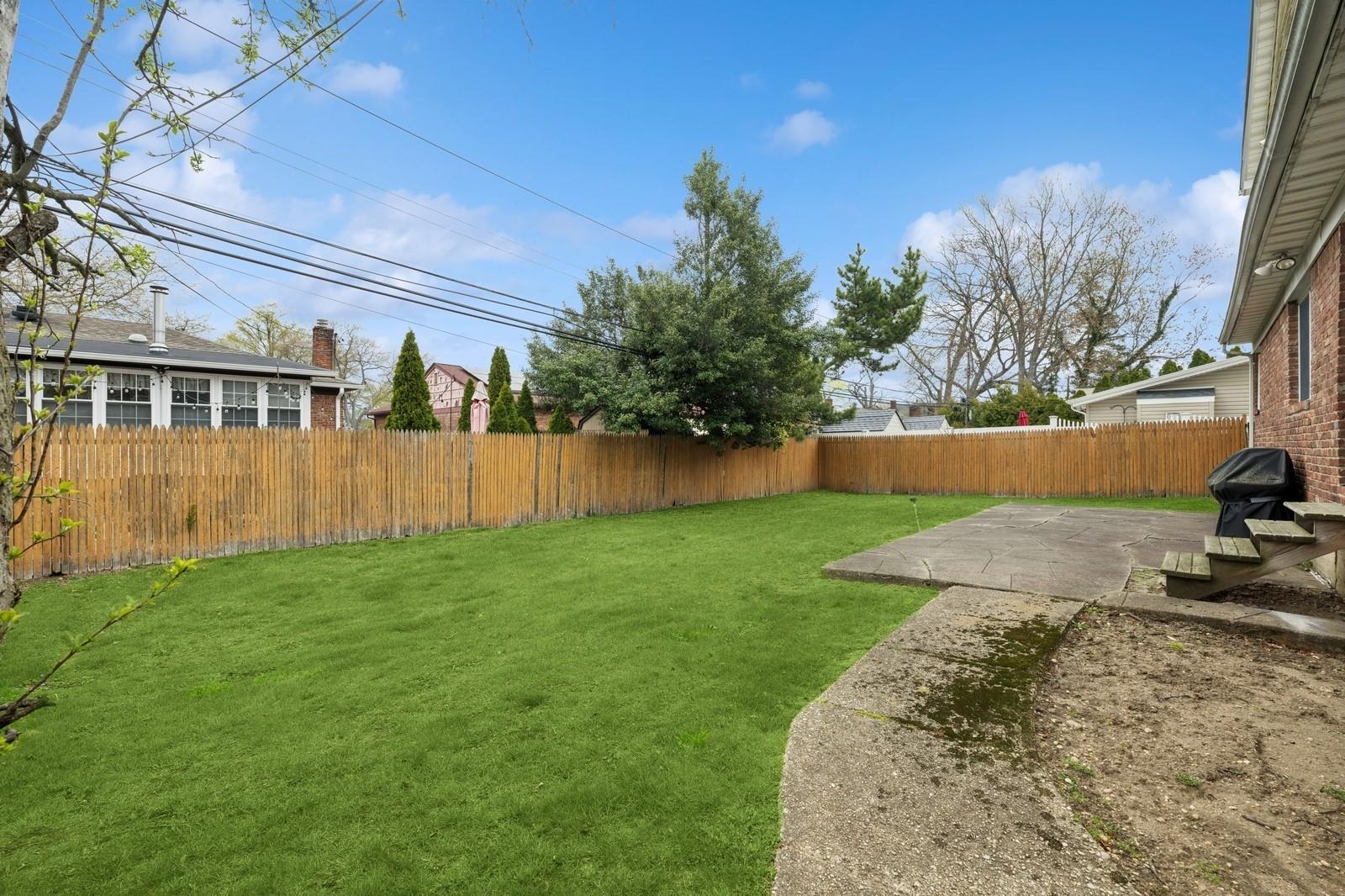 Single Family Kew  Nassau County, NY 11557, MLS-853050-23