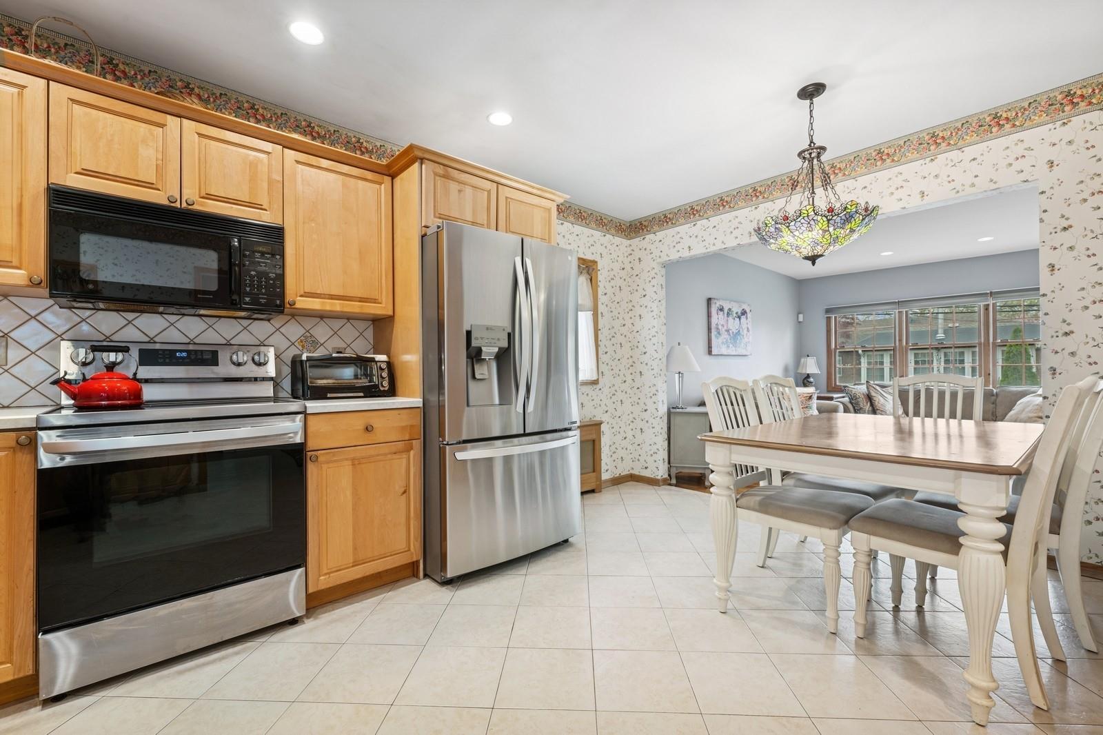 Single Family Kew  Nassau County, NY 11557, MLS-853050-9