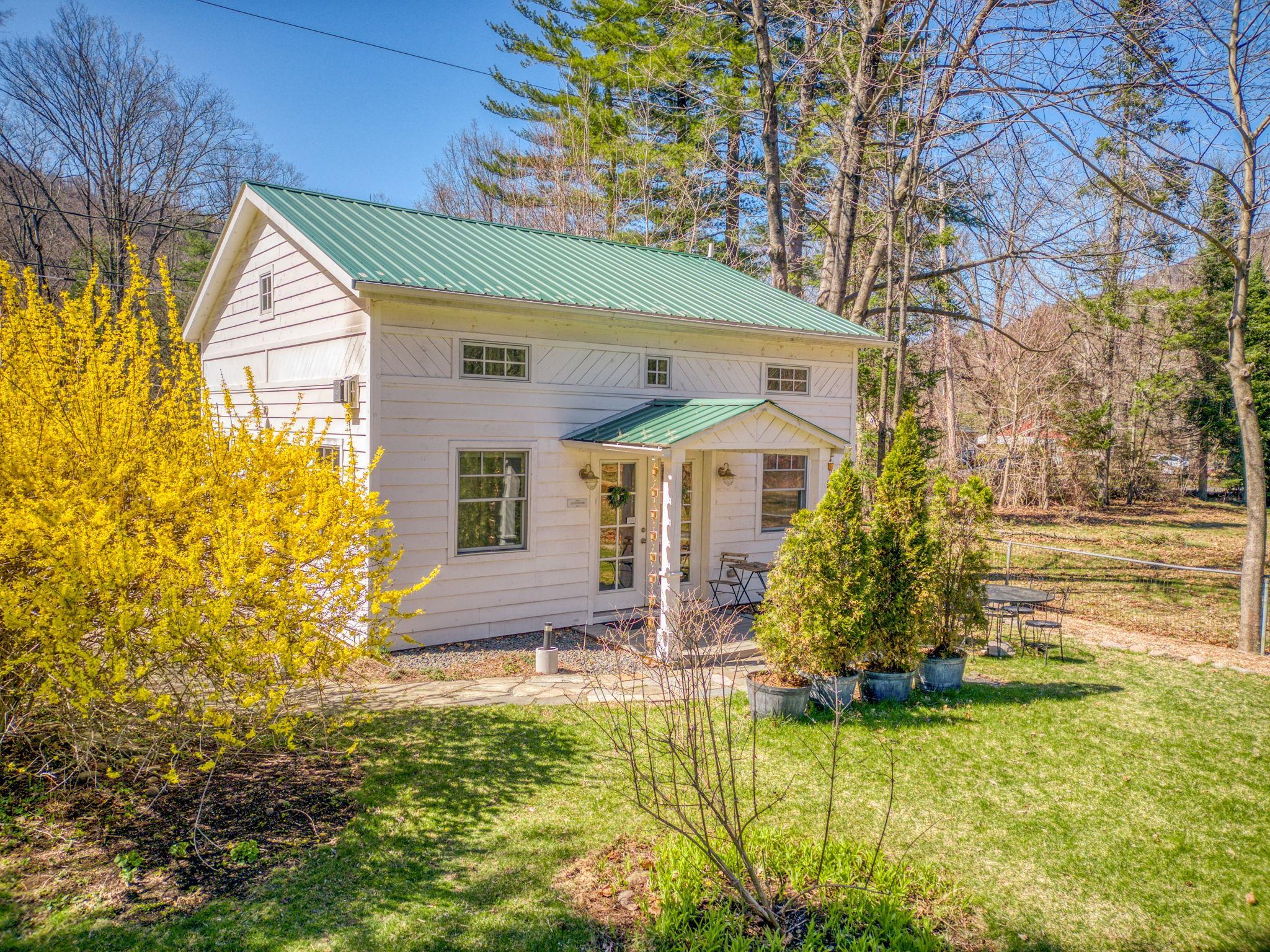 Single Family Esopus Avenue  Ulster County, NY 12464, MLS-853060-3
