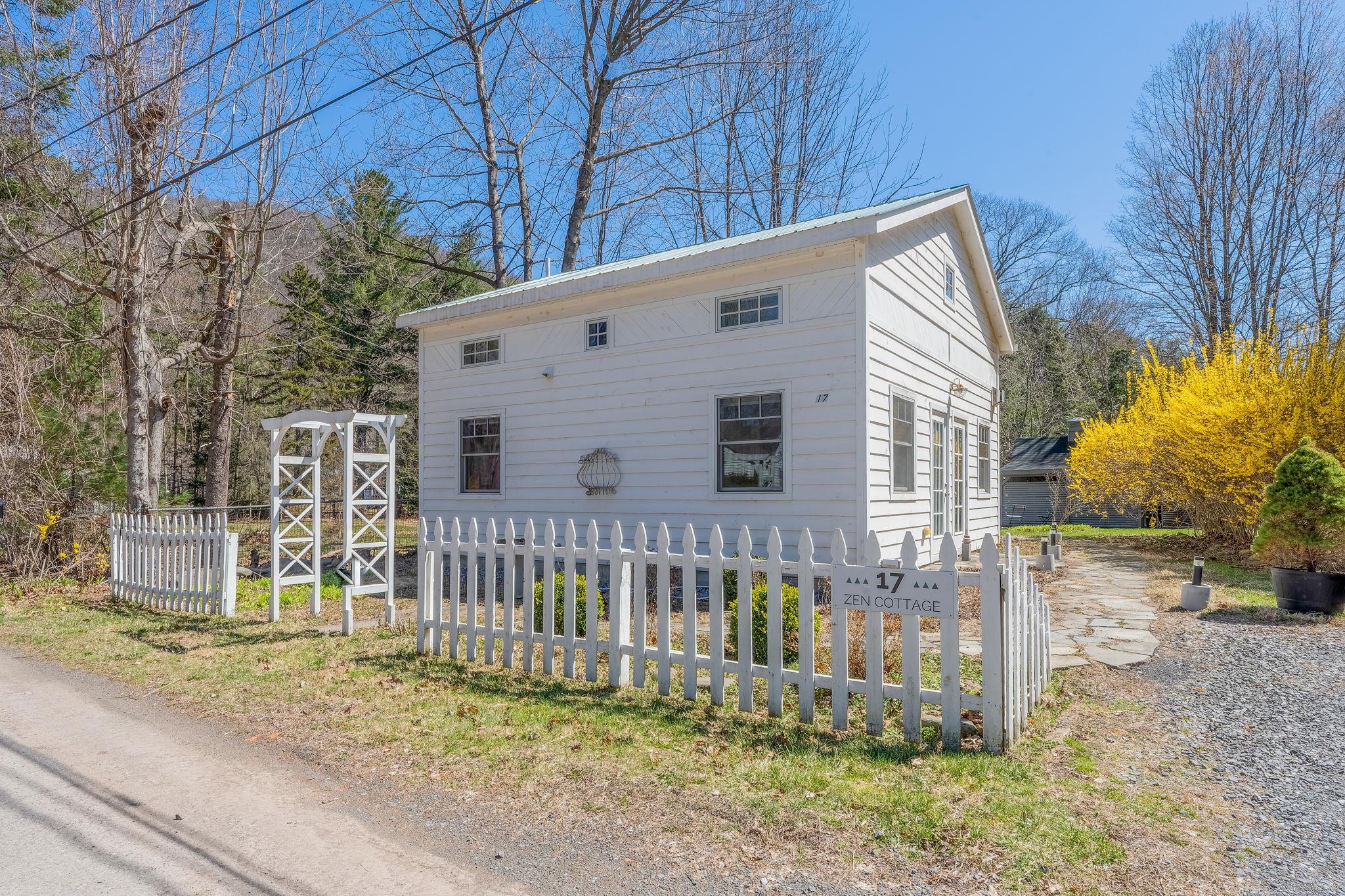 Single Family Esopus Avenue  Ulster County, NY 12464, MLS-853060-30