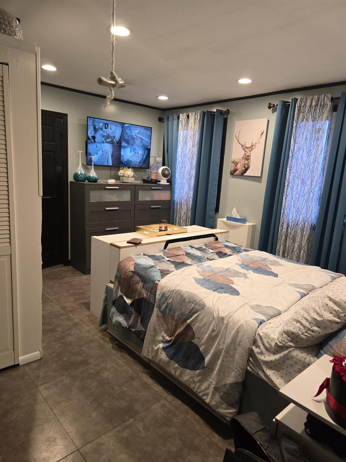 Single Family 45th Street  Queens, NY 11691, MLS-853062-7