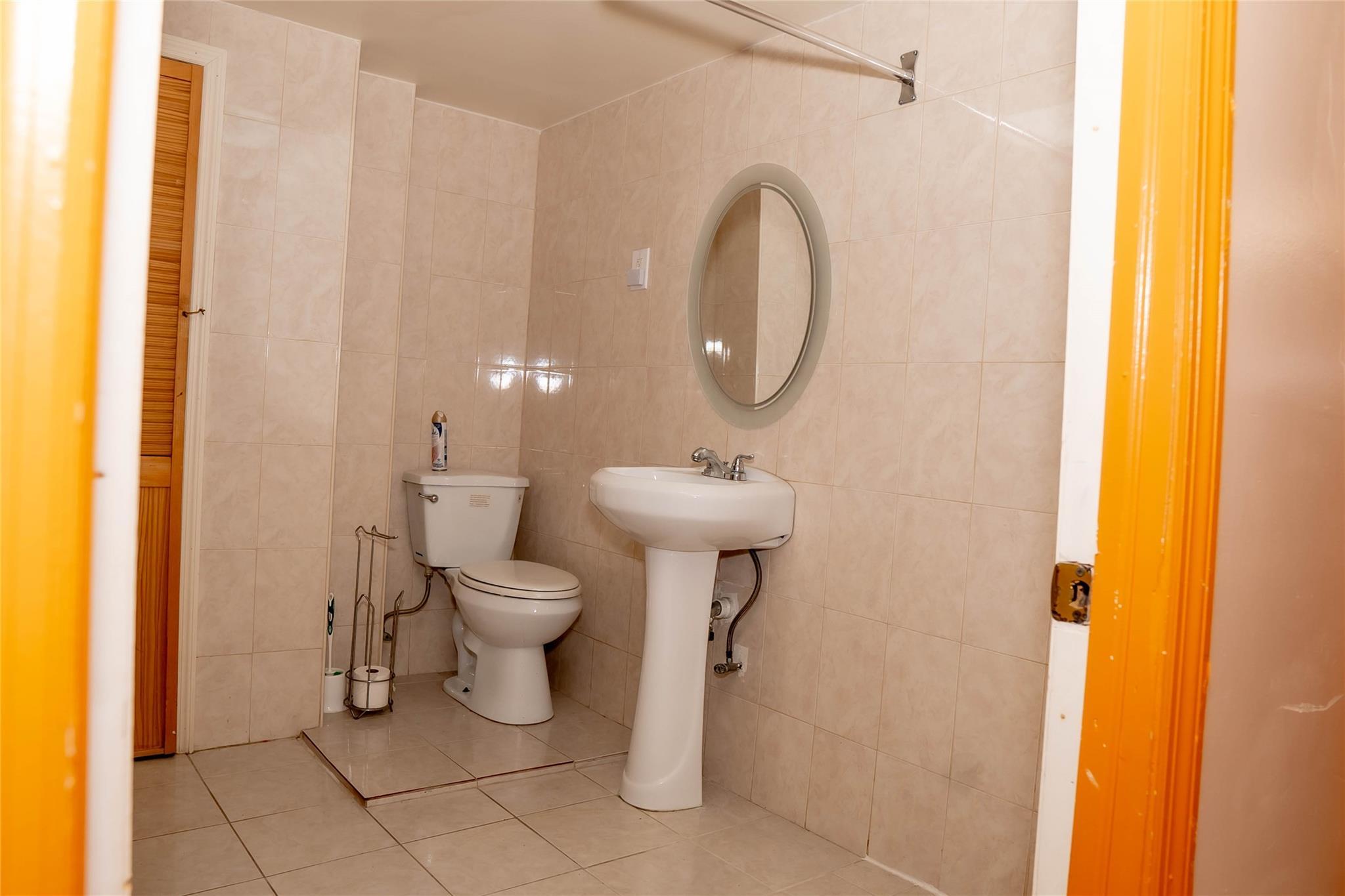 Single Family Dumont  Queens, NY 11417, MLS-853070-12